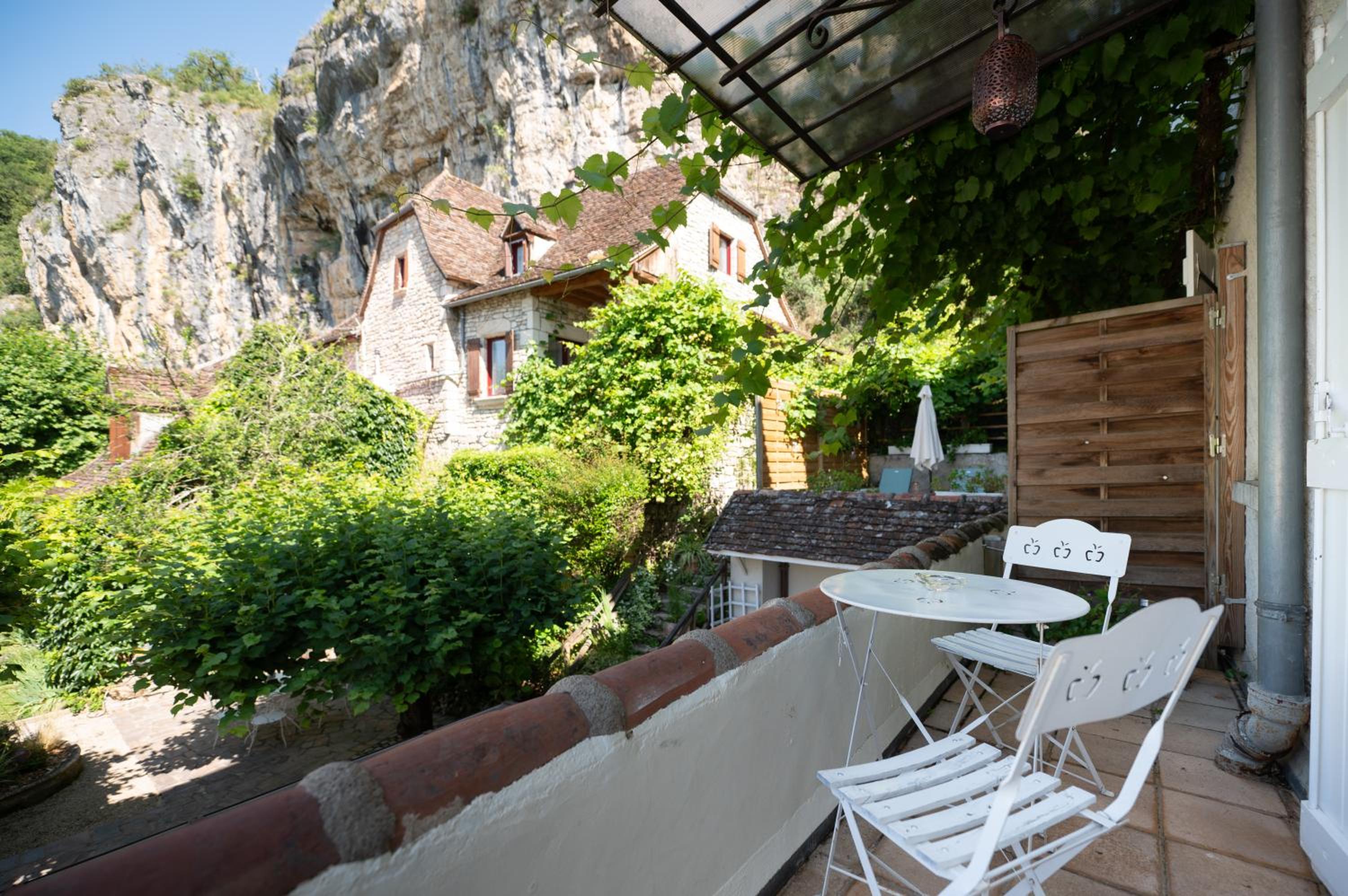Double Room with Balcony photo 3