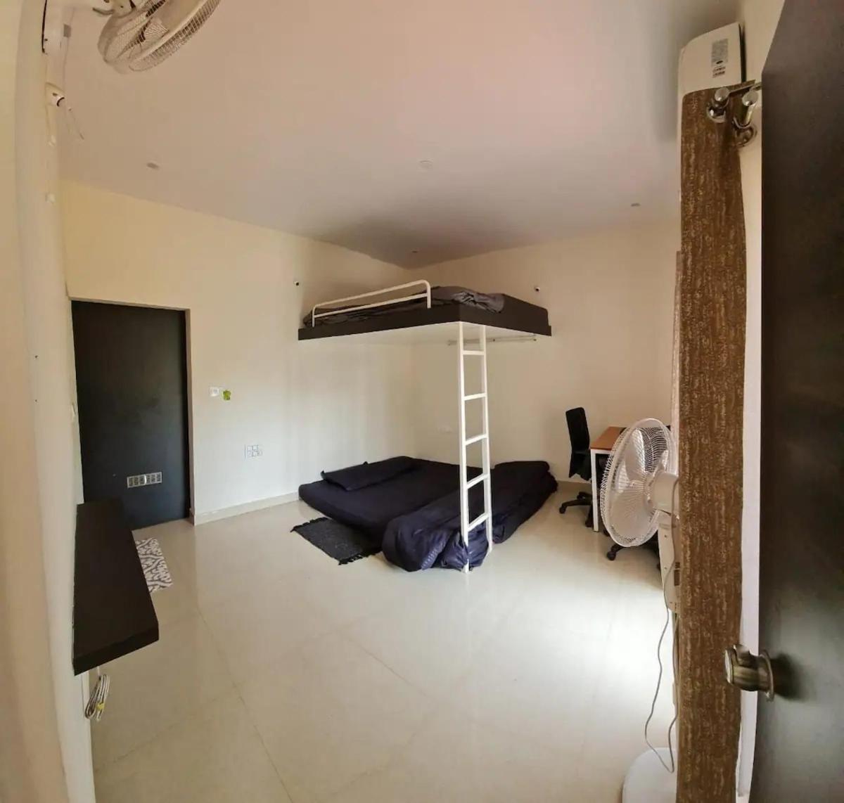 Three-Bedroom Villa photo 1