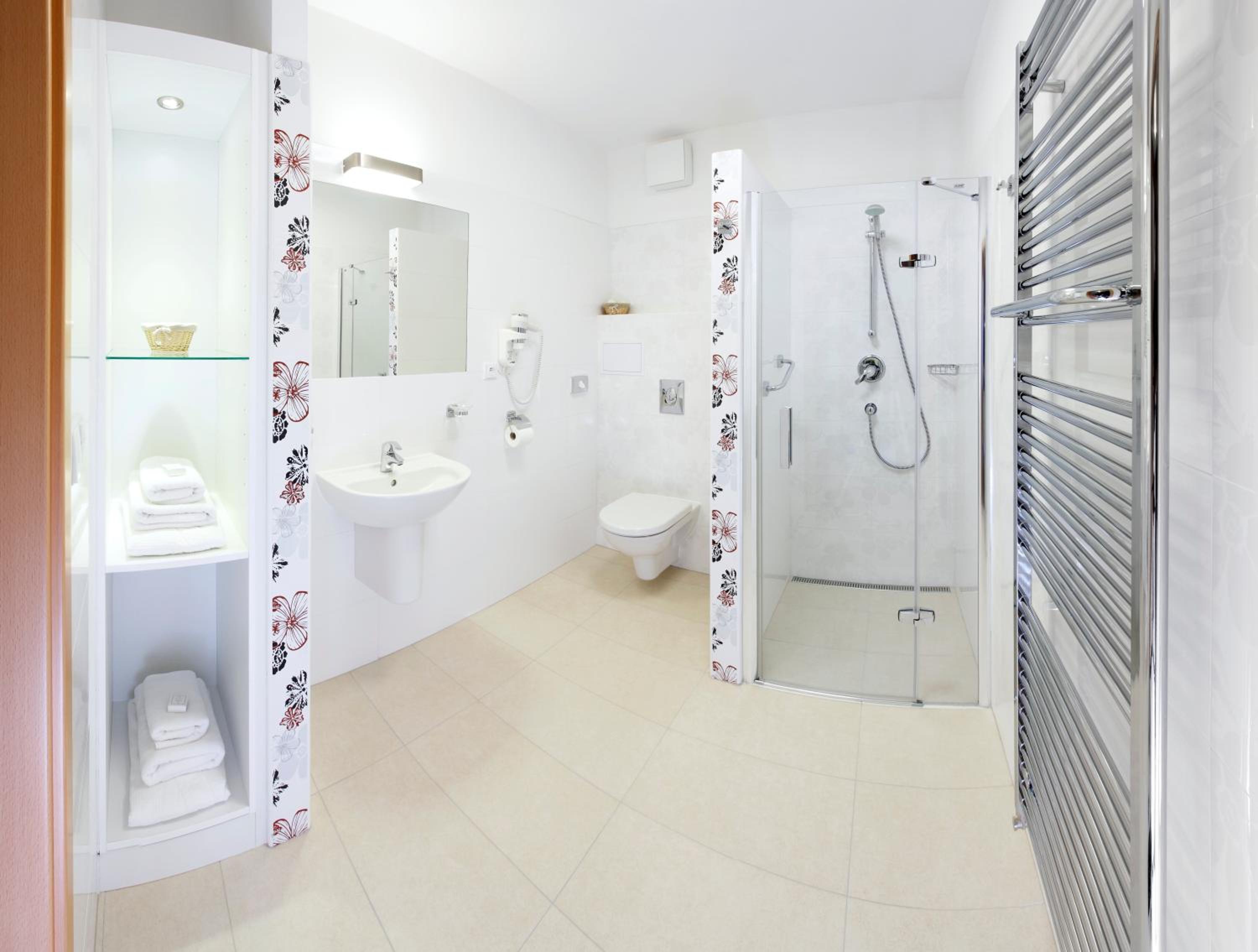 Superior Double or Twin Room photo 3