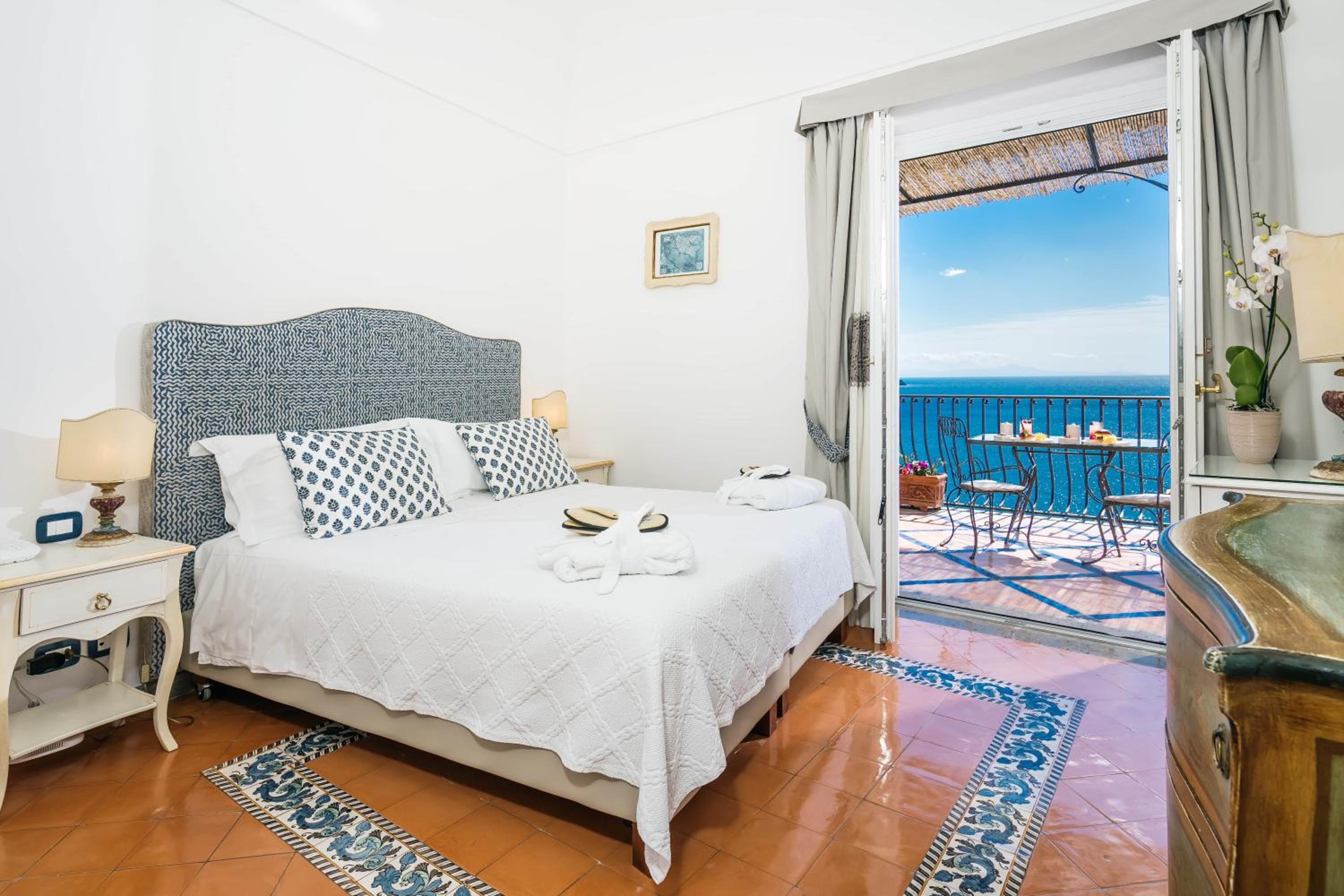 Superior Double Room with Sea View