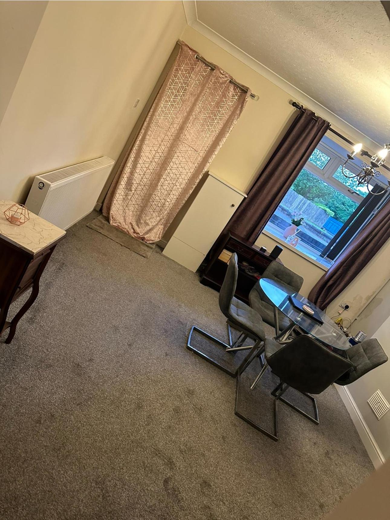 One-Bedroom House photo 3