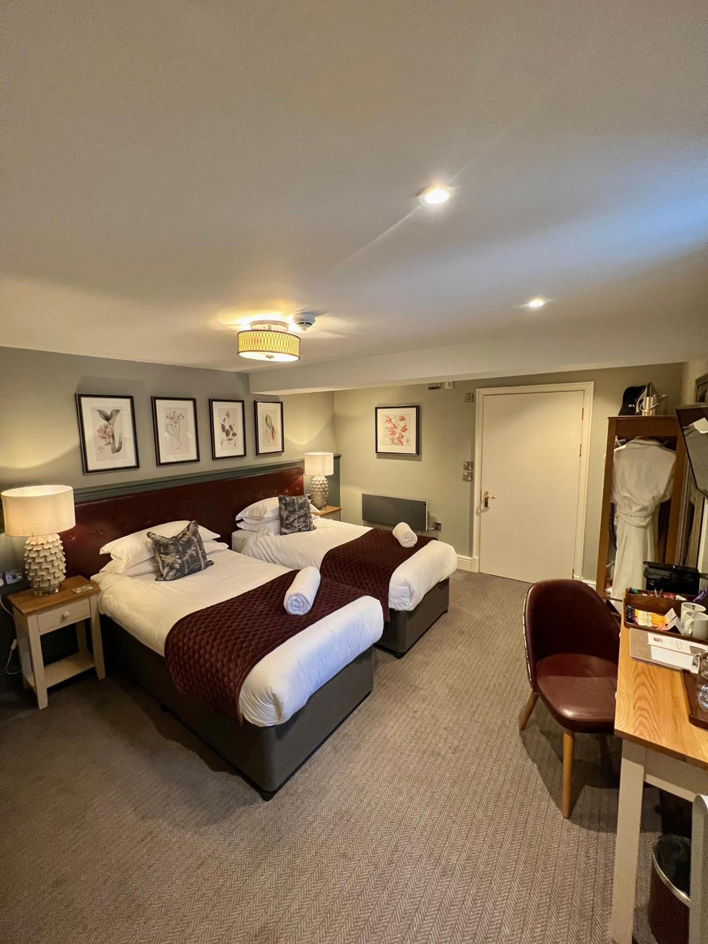 Deluxe Accessible Twin Room