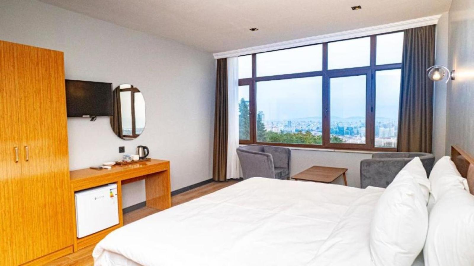 Superior King Room photo 1