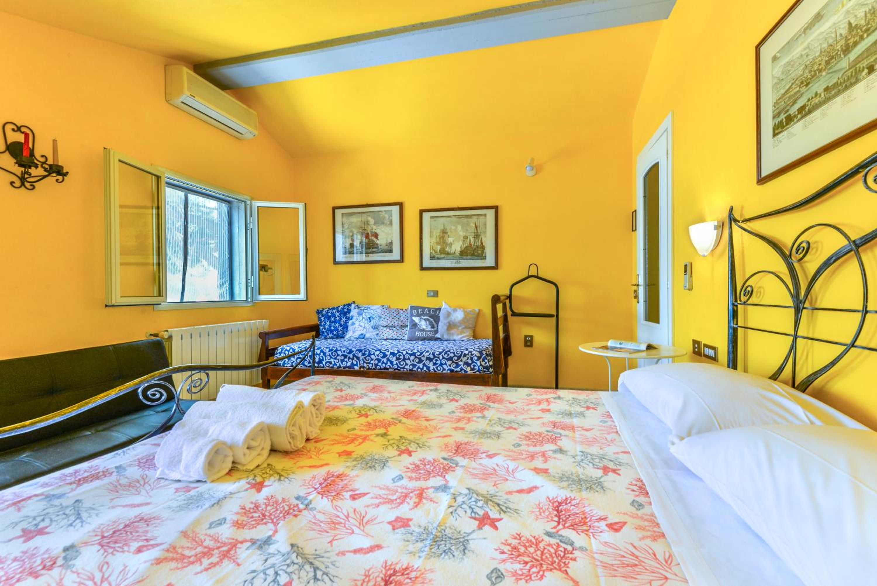 Superior Apartment photo 2