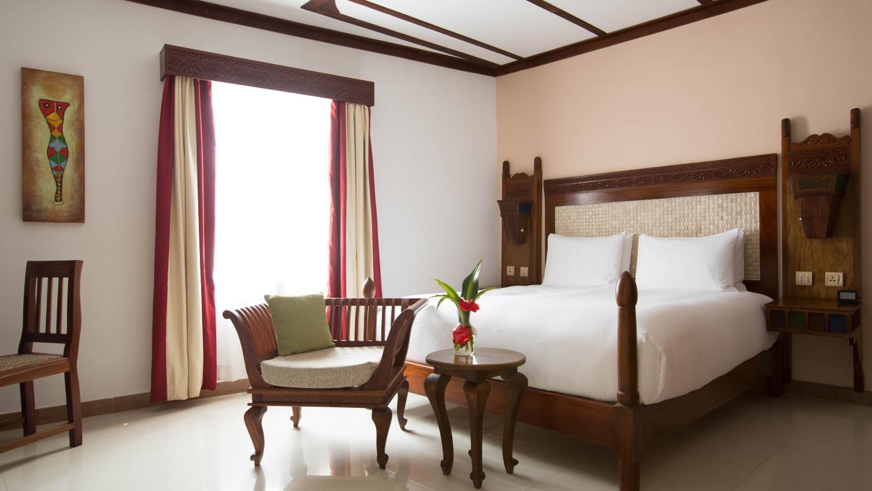 Deluxe King Room photo 2