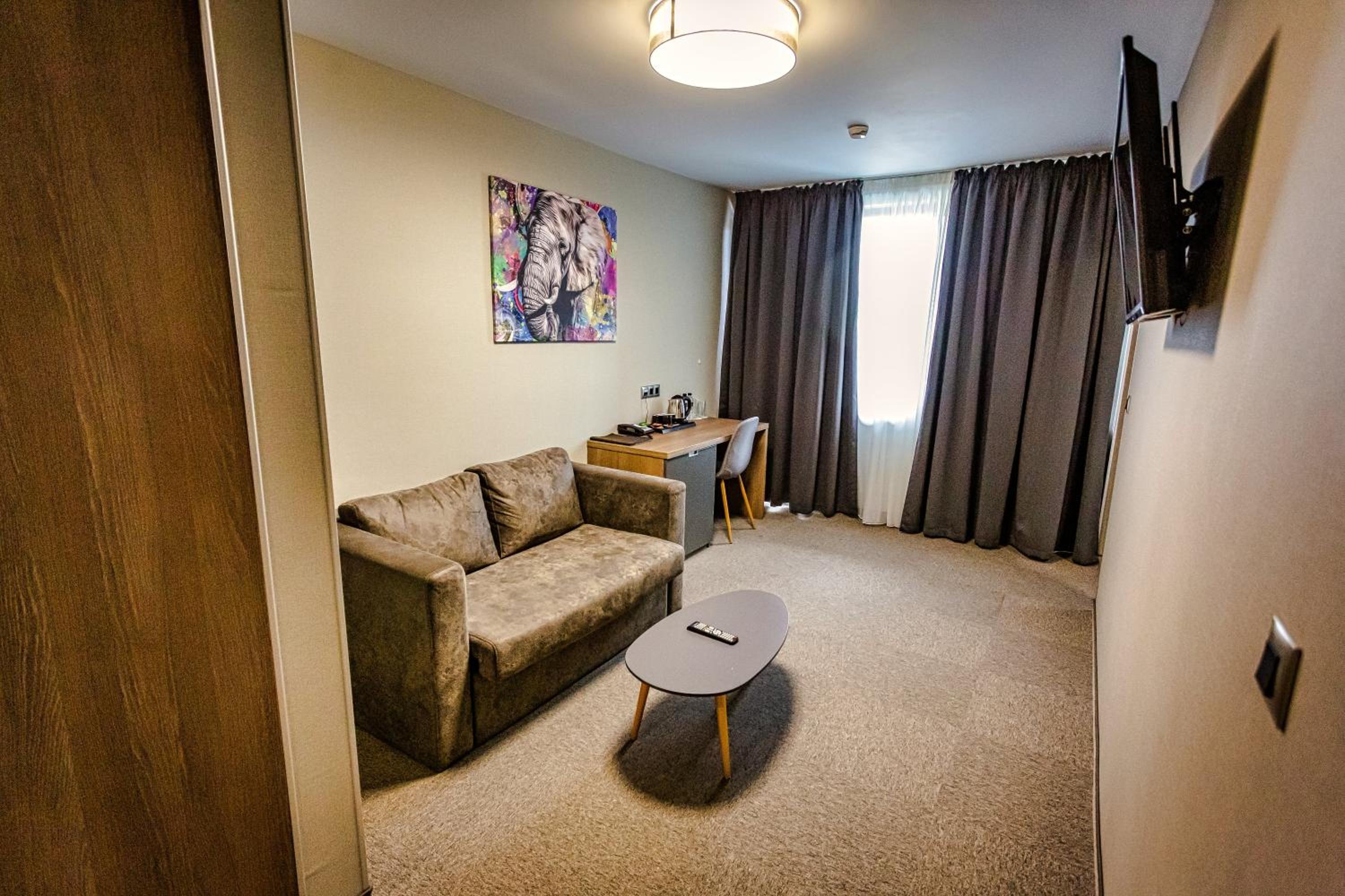 Apartment photo 3