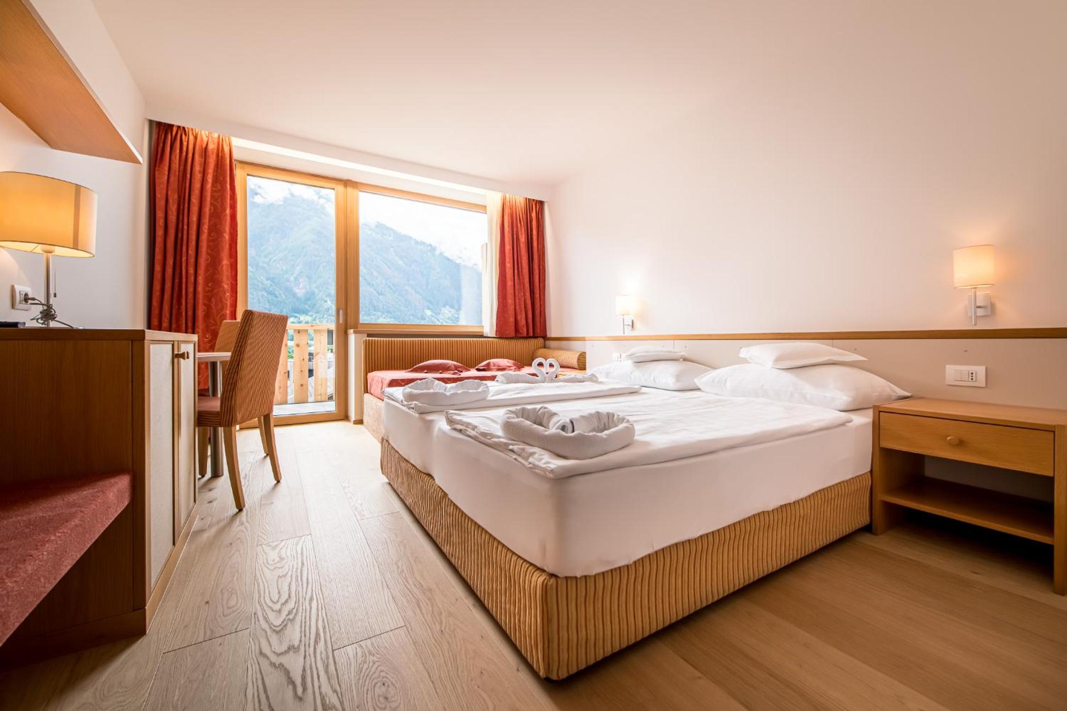 Double Room with Mountain View photo 1