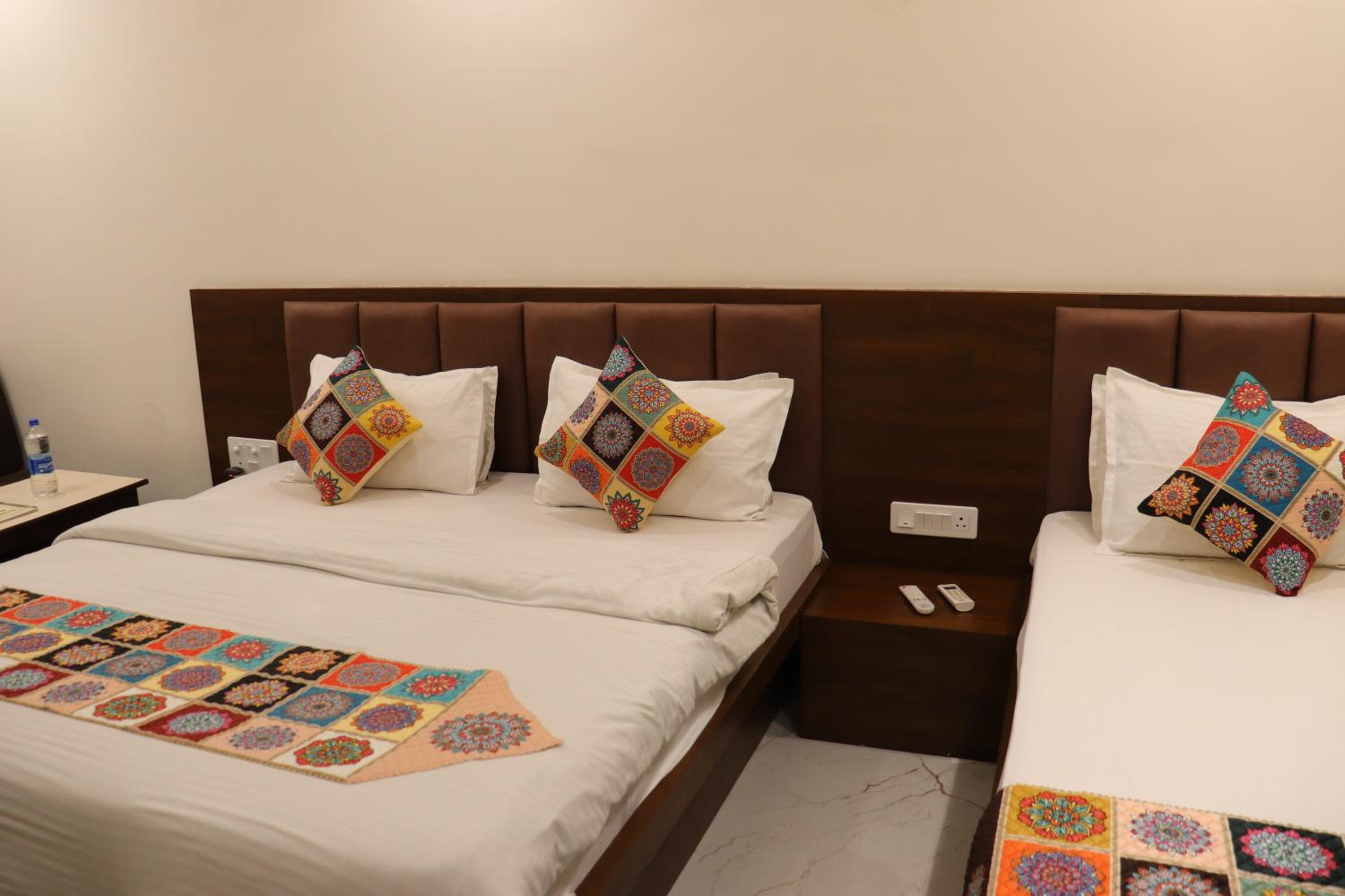 Deluxe Triple Room - Photo 6