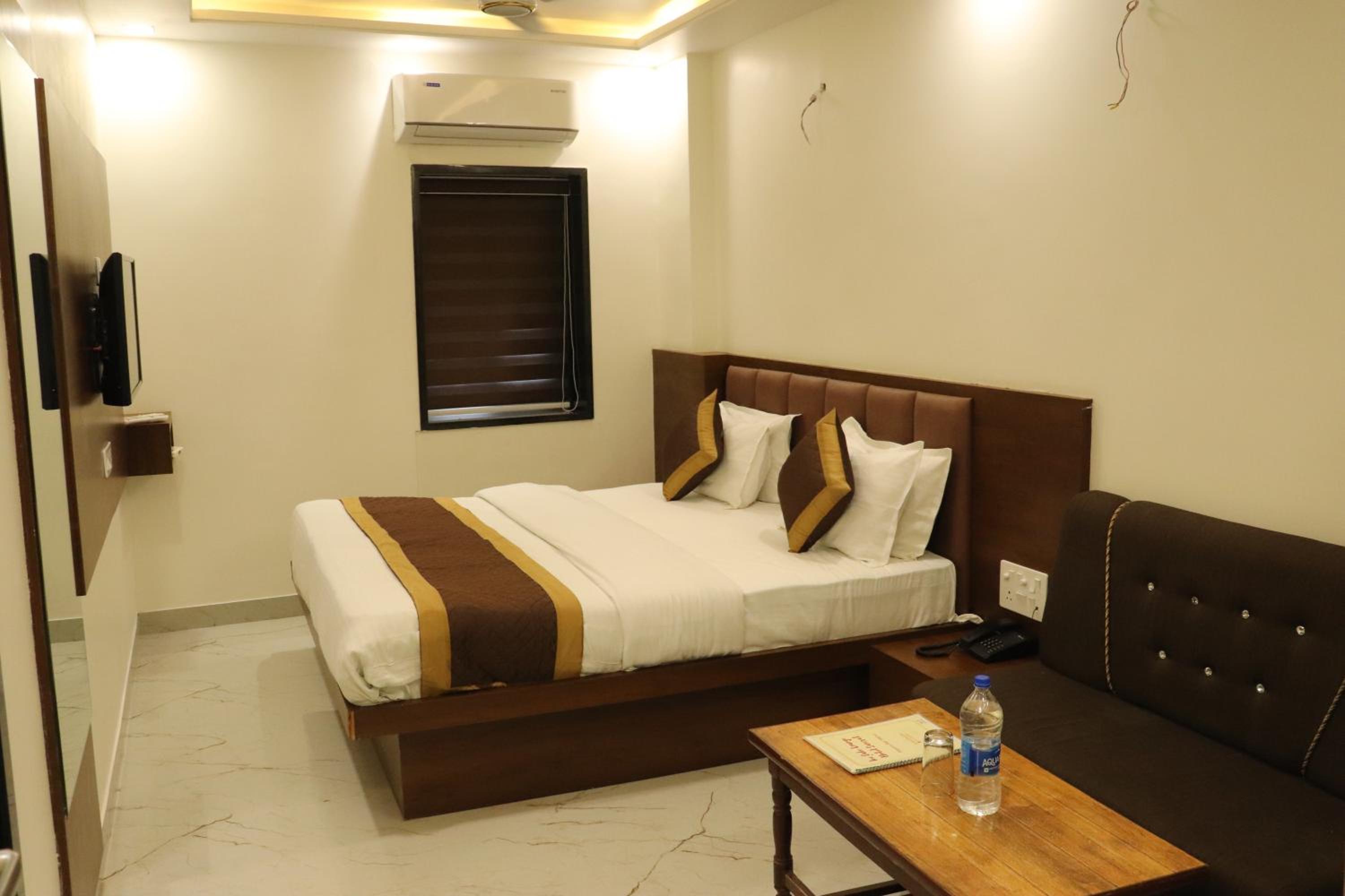 Deluxe Double Room - Photo 2