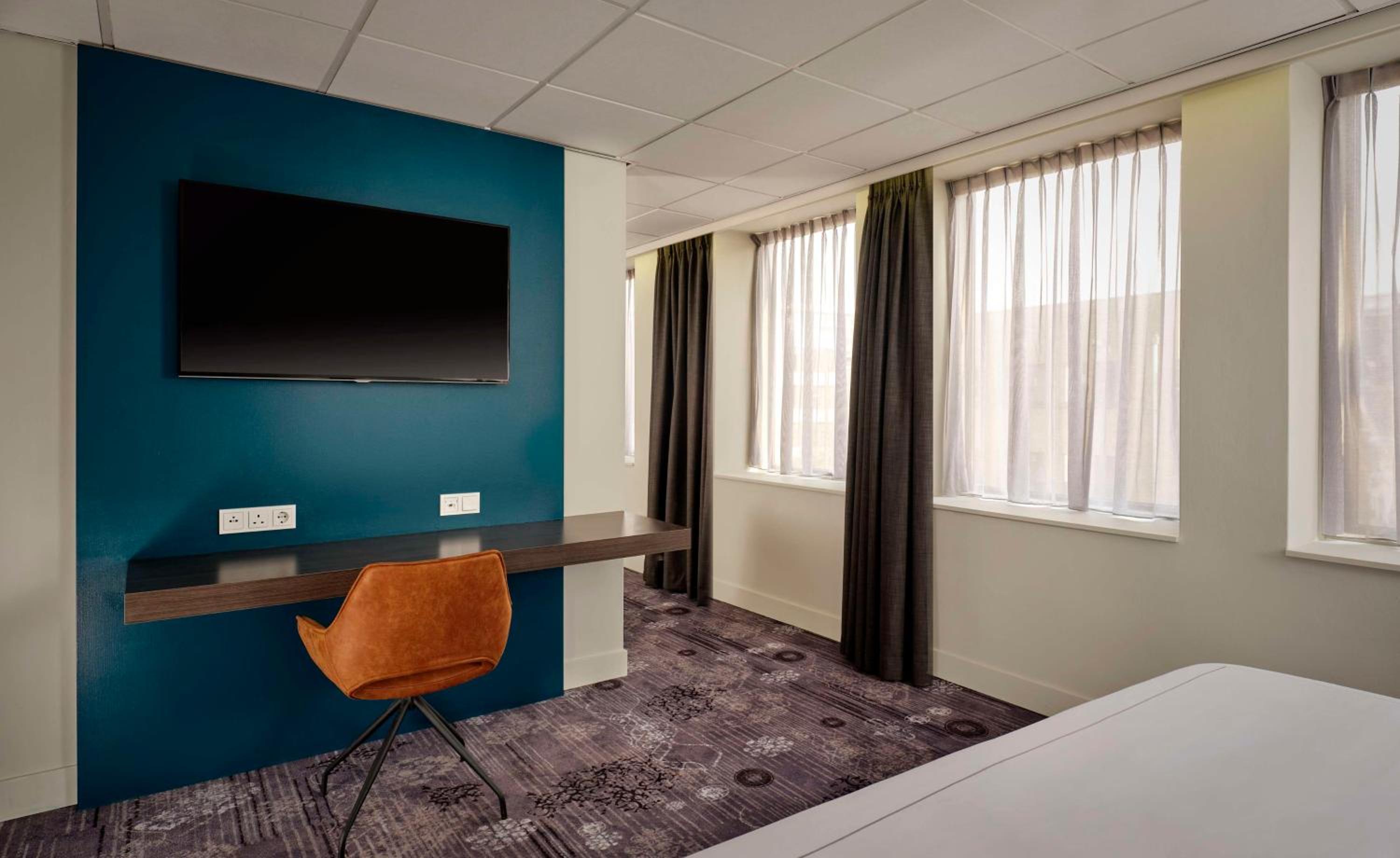 Business Suite photo 1