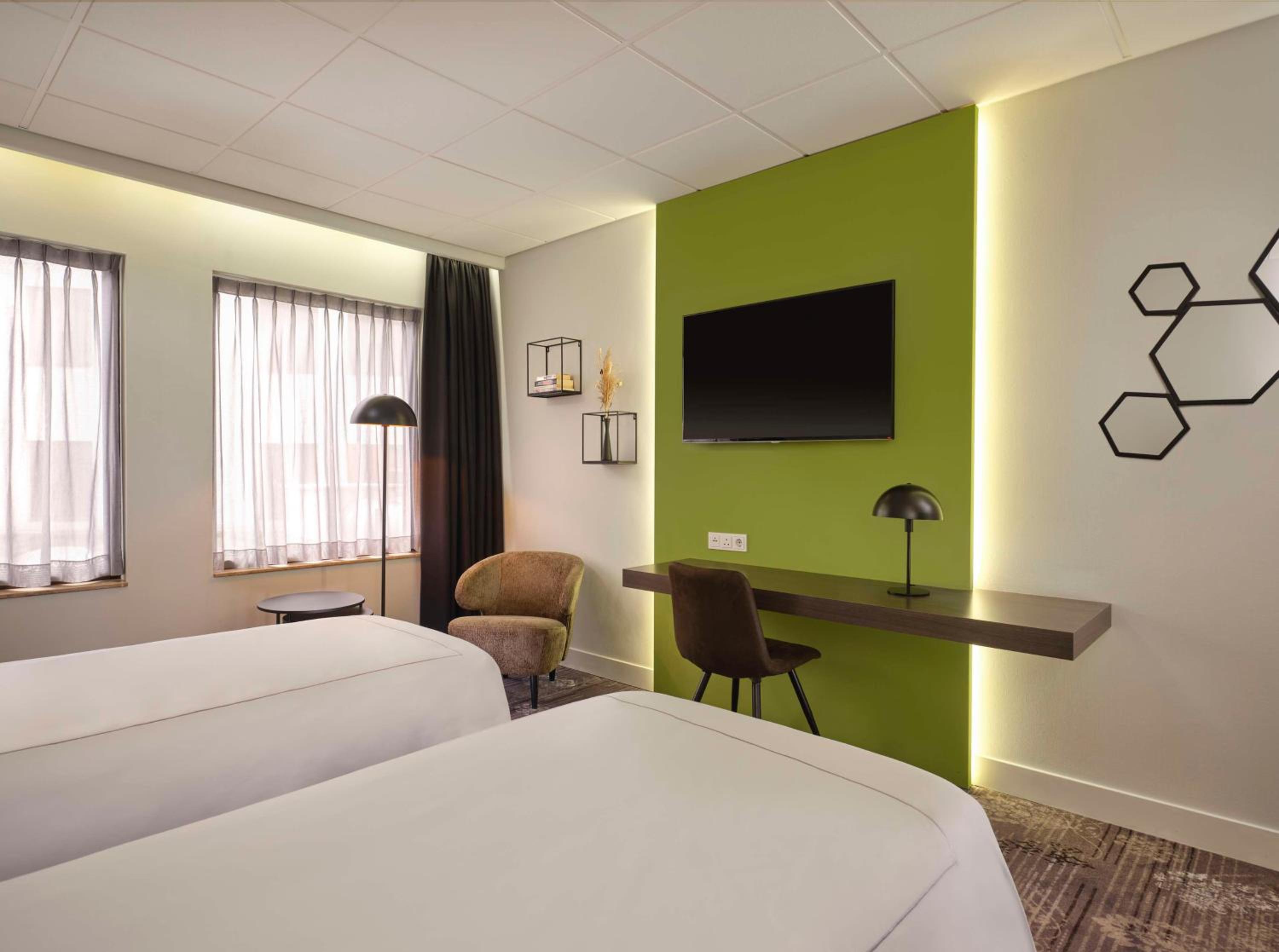 Superior Twin Room - Photo 1