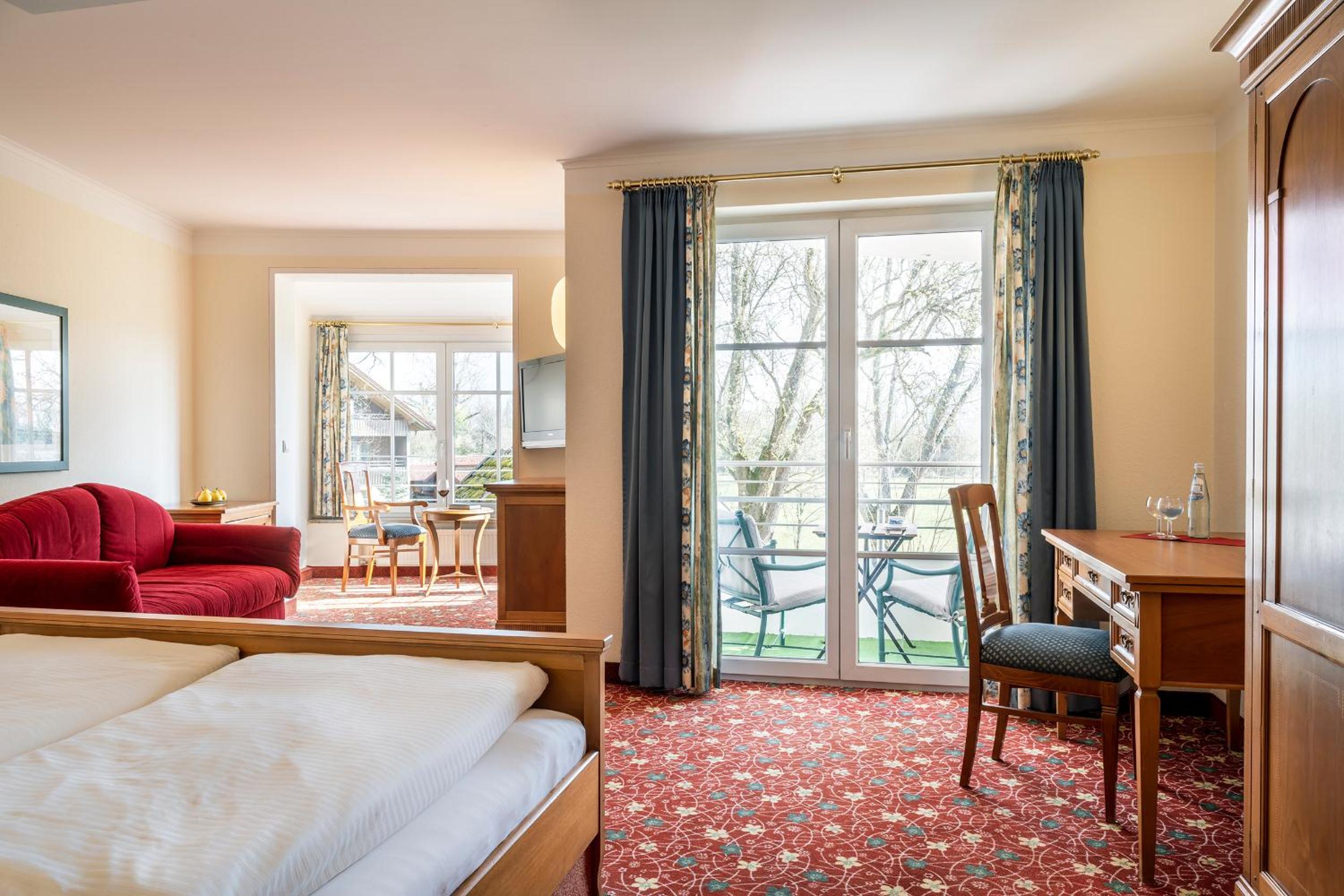 Large Double Room photo 2