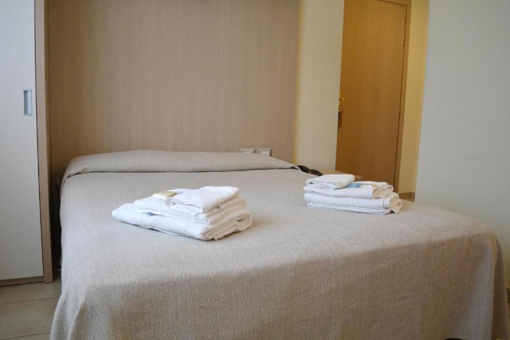 Small Double Room photo 2