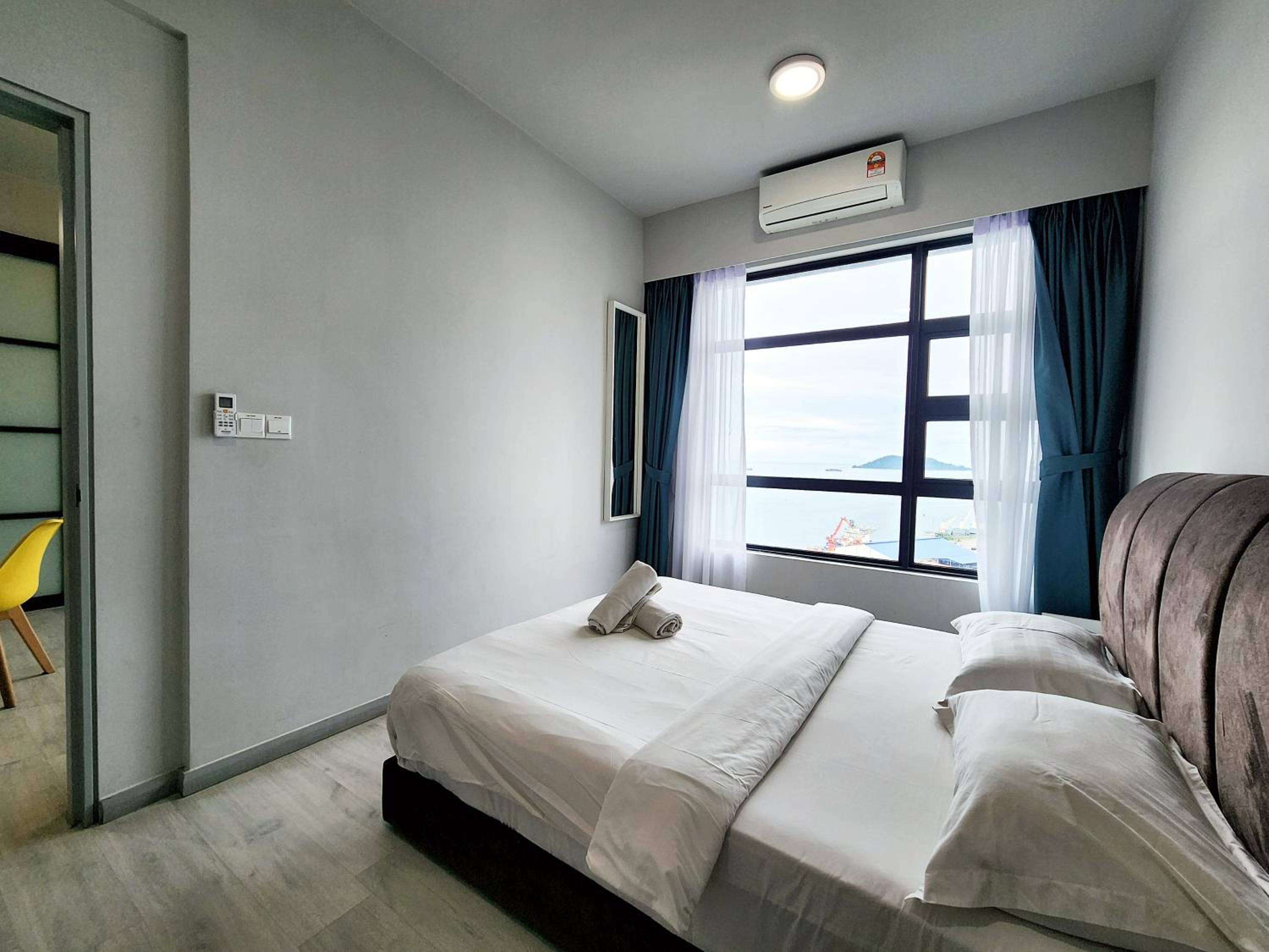 Suite with Sea View - Photo 8