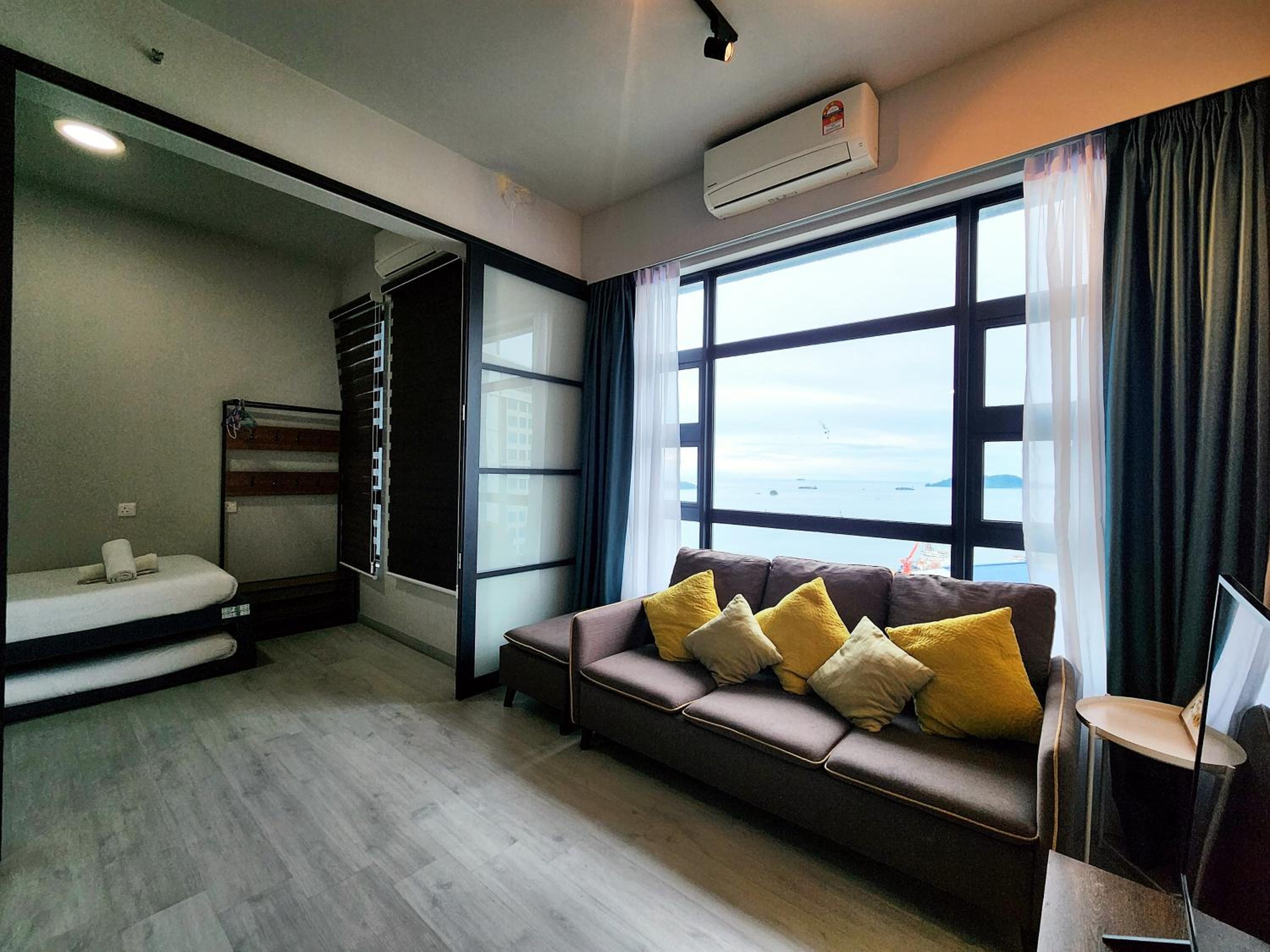 Suite with Sea View - Photo 2