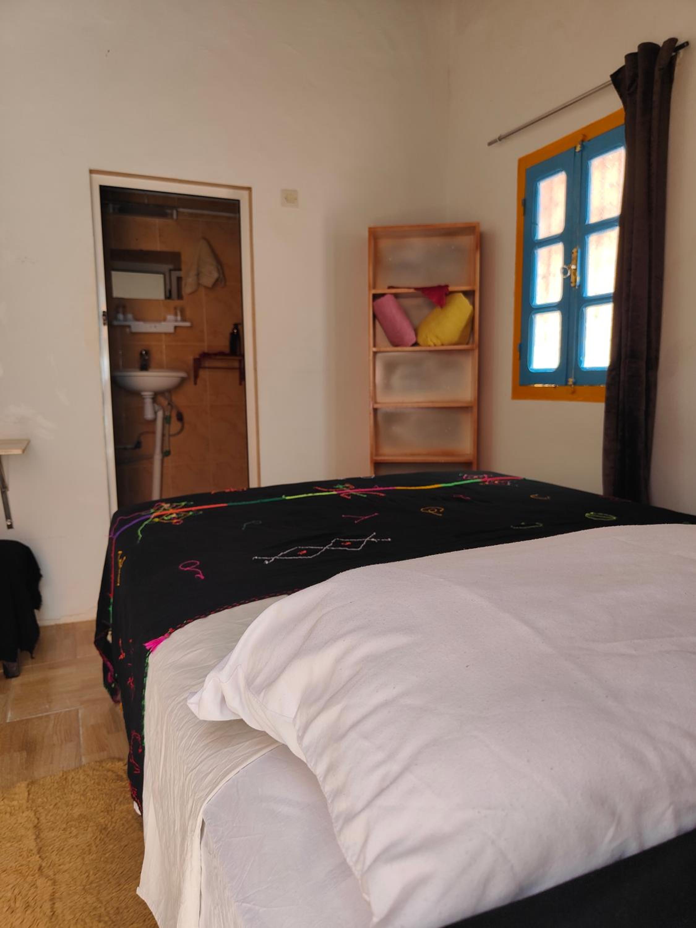 Double Room with Private Bathroom photo 1