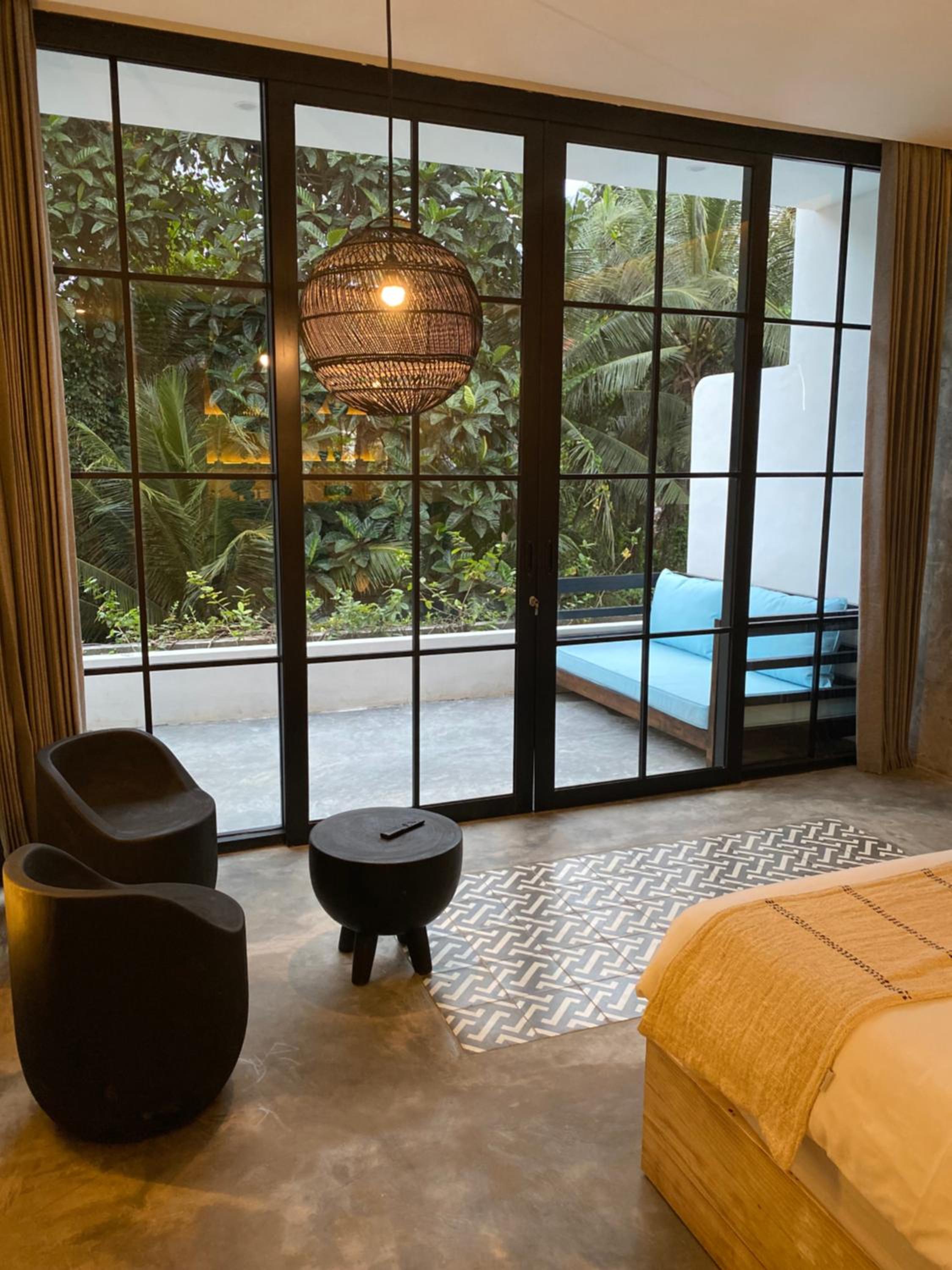 Deluxe Queen Room - Photo 1