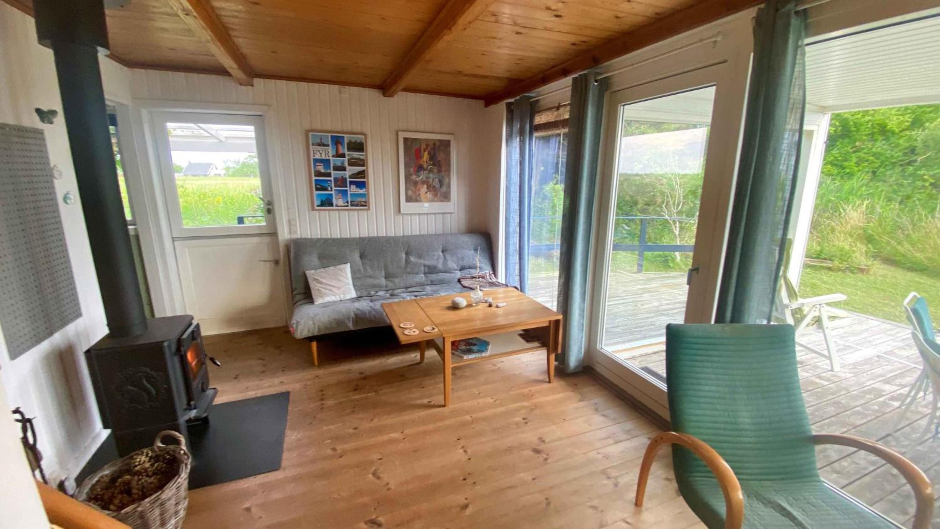 Two-Bedroom Holiday Home photo 2