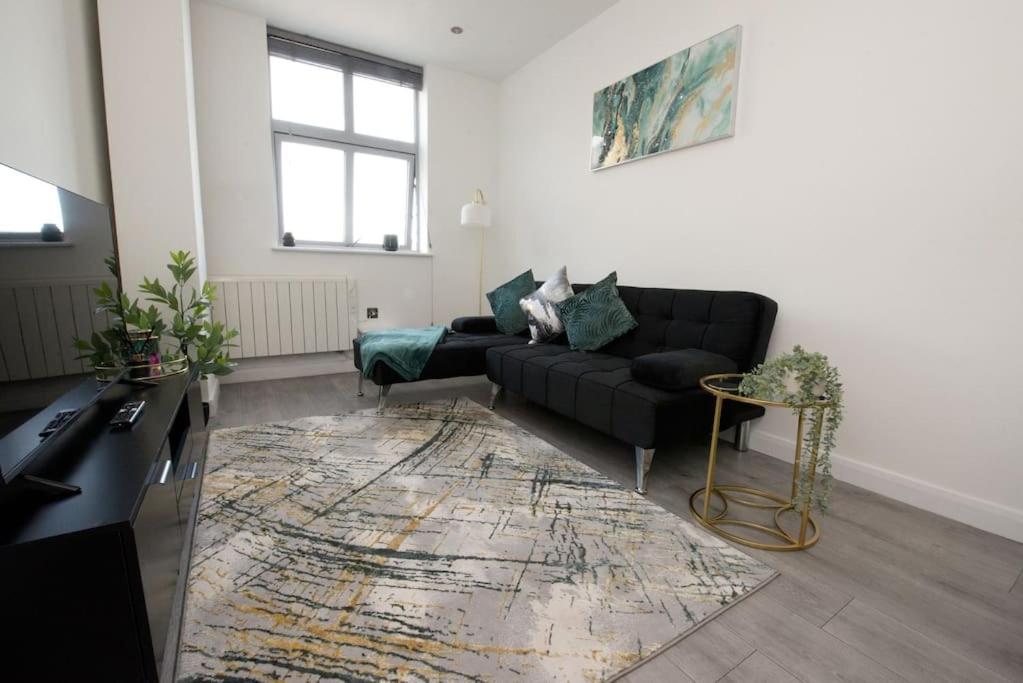 Two-Bedroom Apartment photo 2