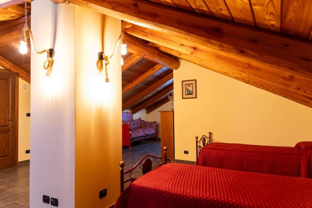 Villa photo 2