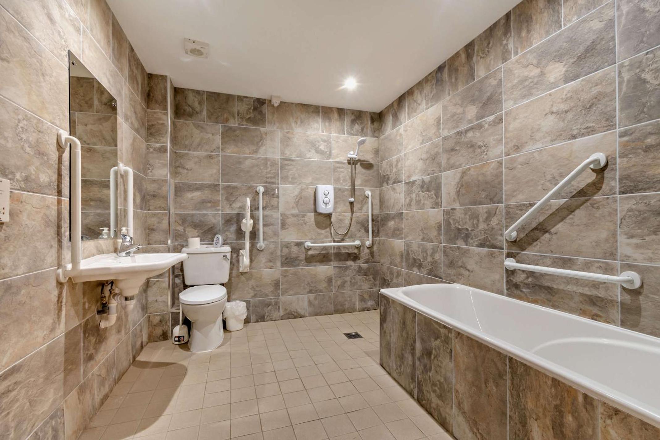 Three-Bedroom House photo 2