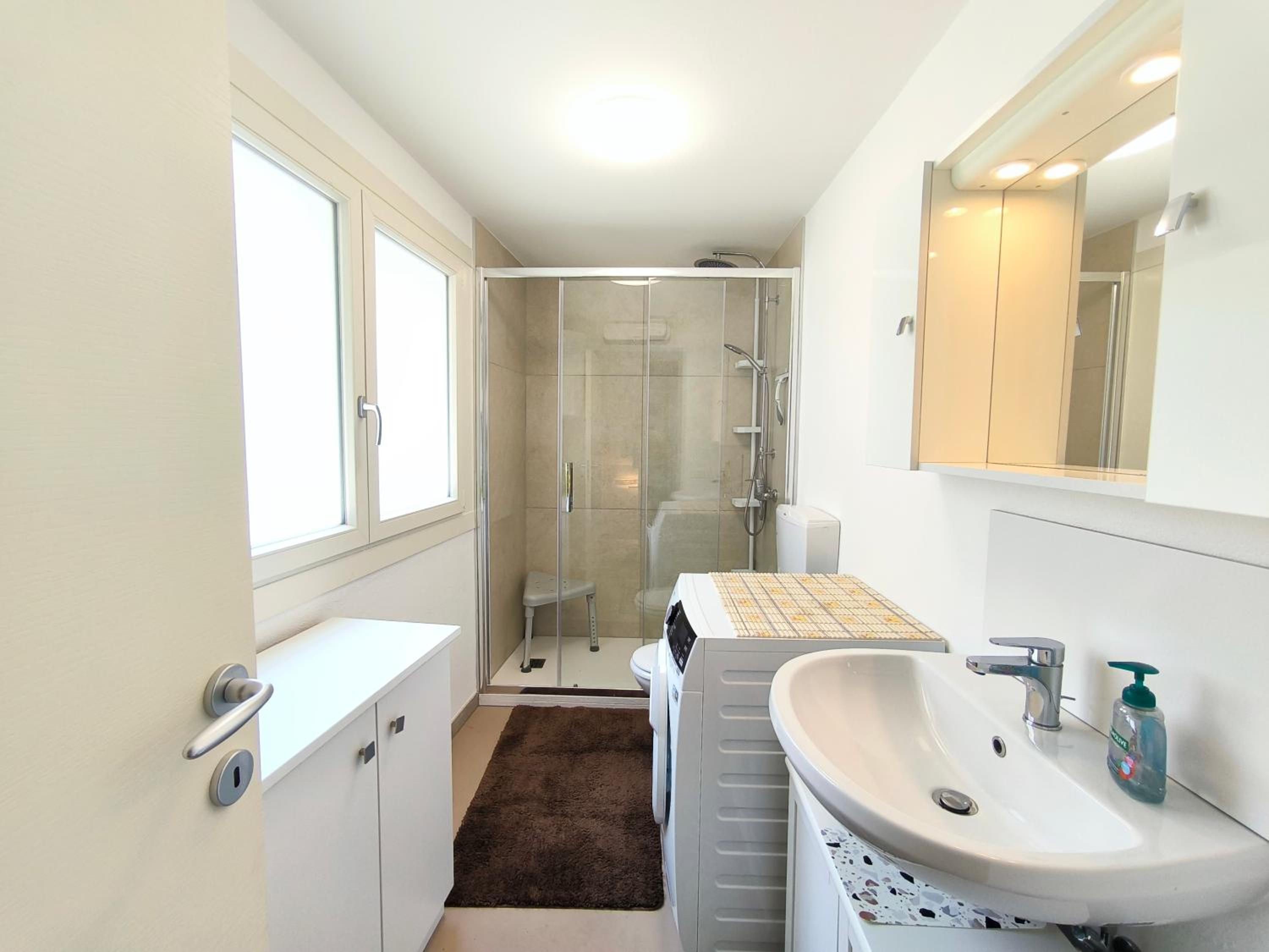 Two-Bedroom House photo 3
