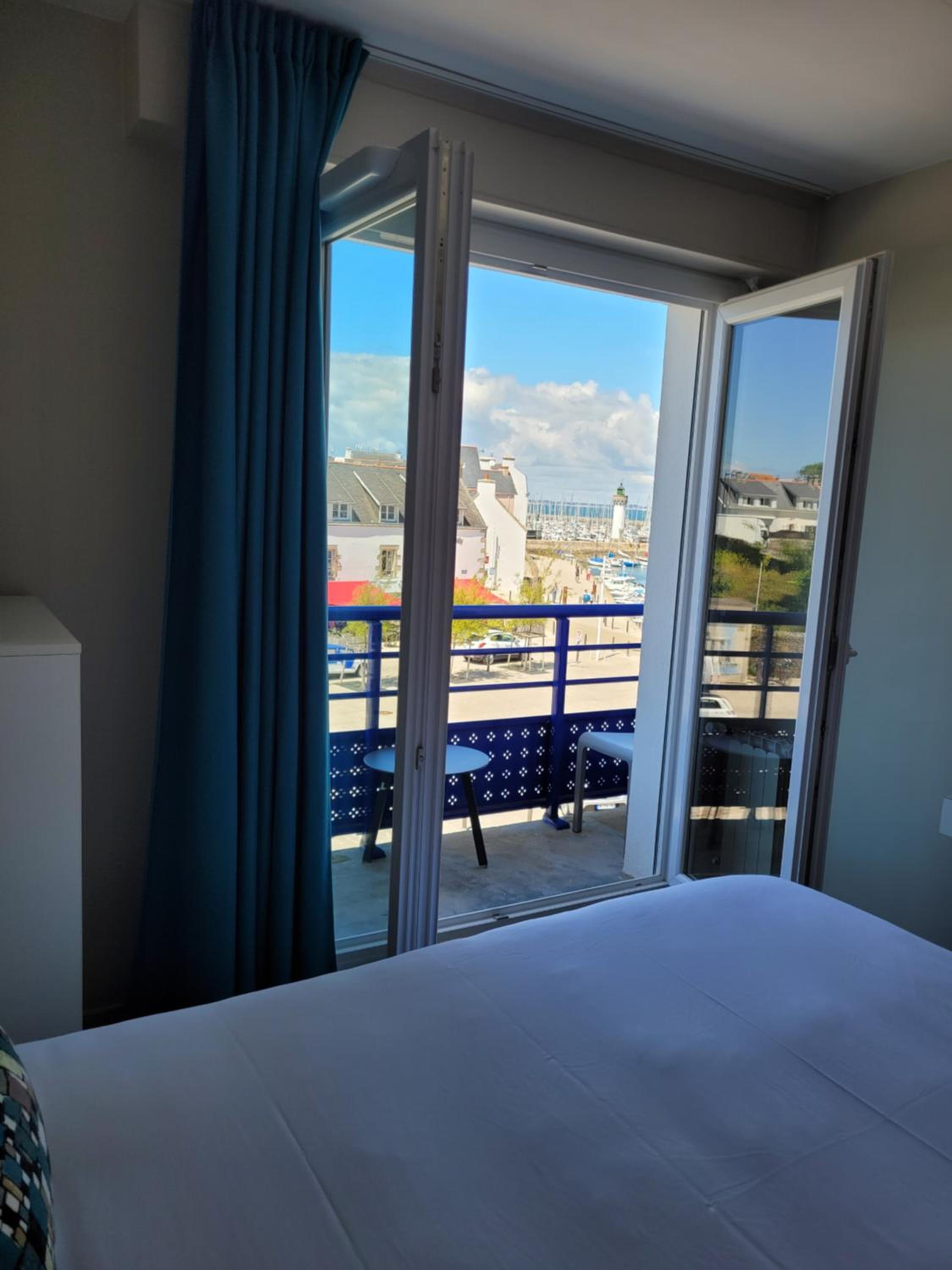Double Room with Balcony and Sea View photo 2