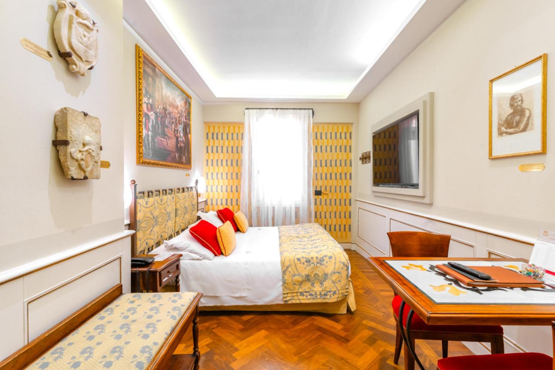 Standard Double Room - Photo 14