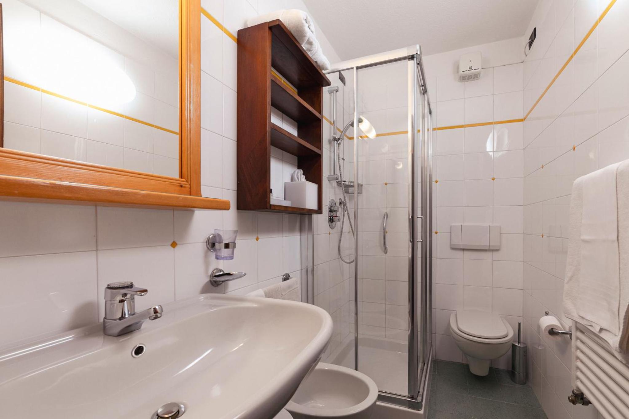 Single Room photo 2