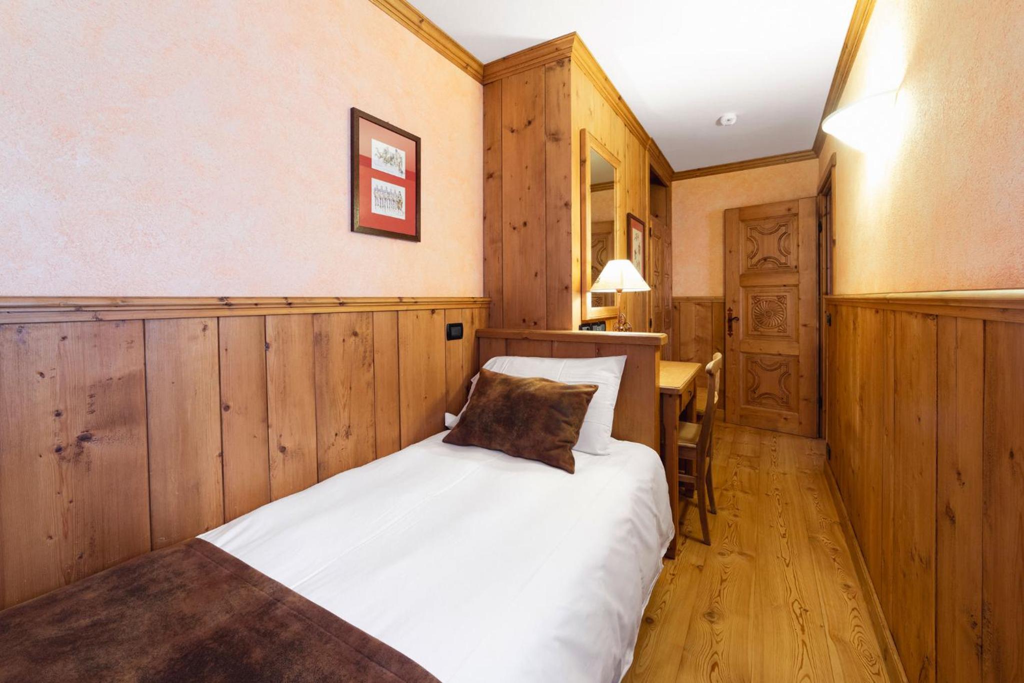 Triple Room with Balcony photo 3