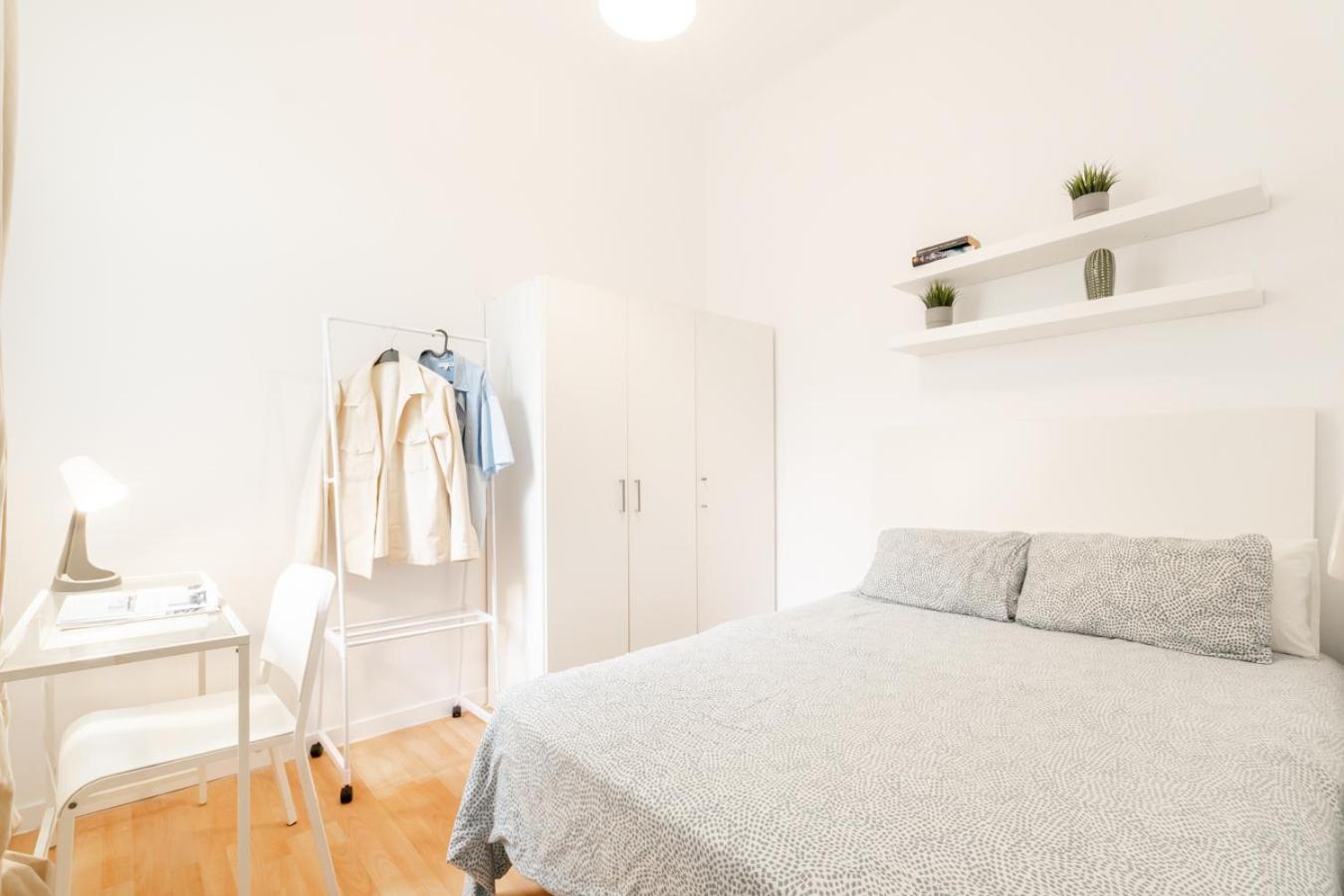 Double Room With Shared Bathroom photo 3