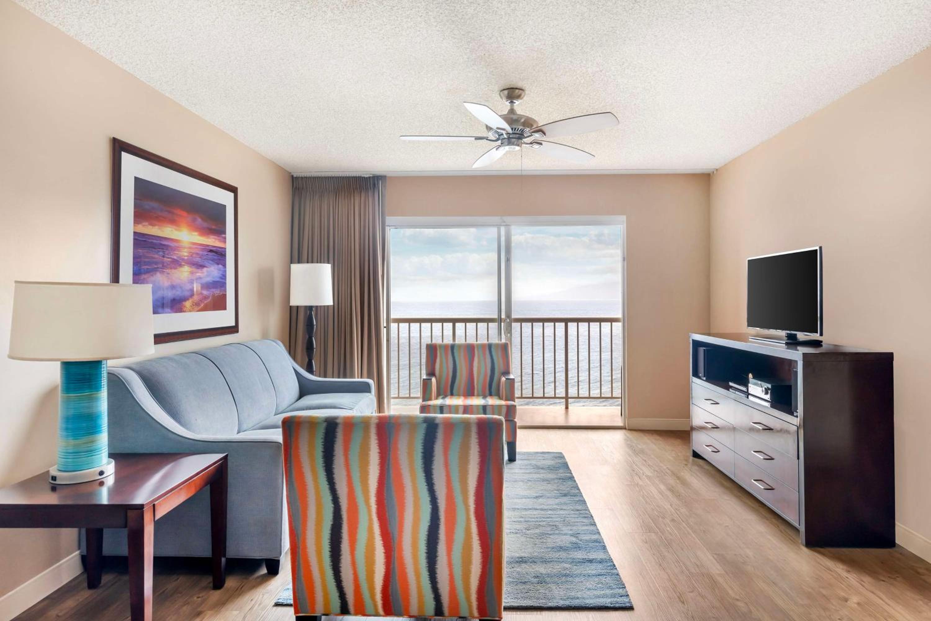 One-Bedroom Suite with Balcony - Ocean View