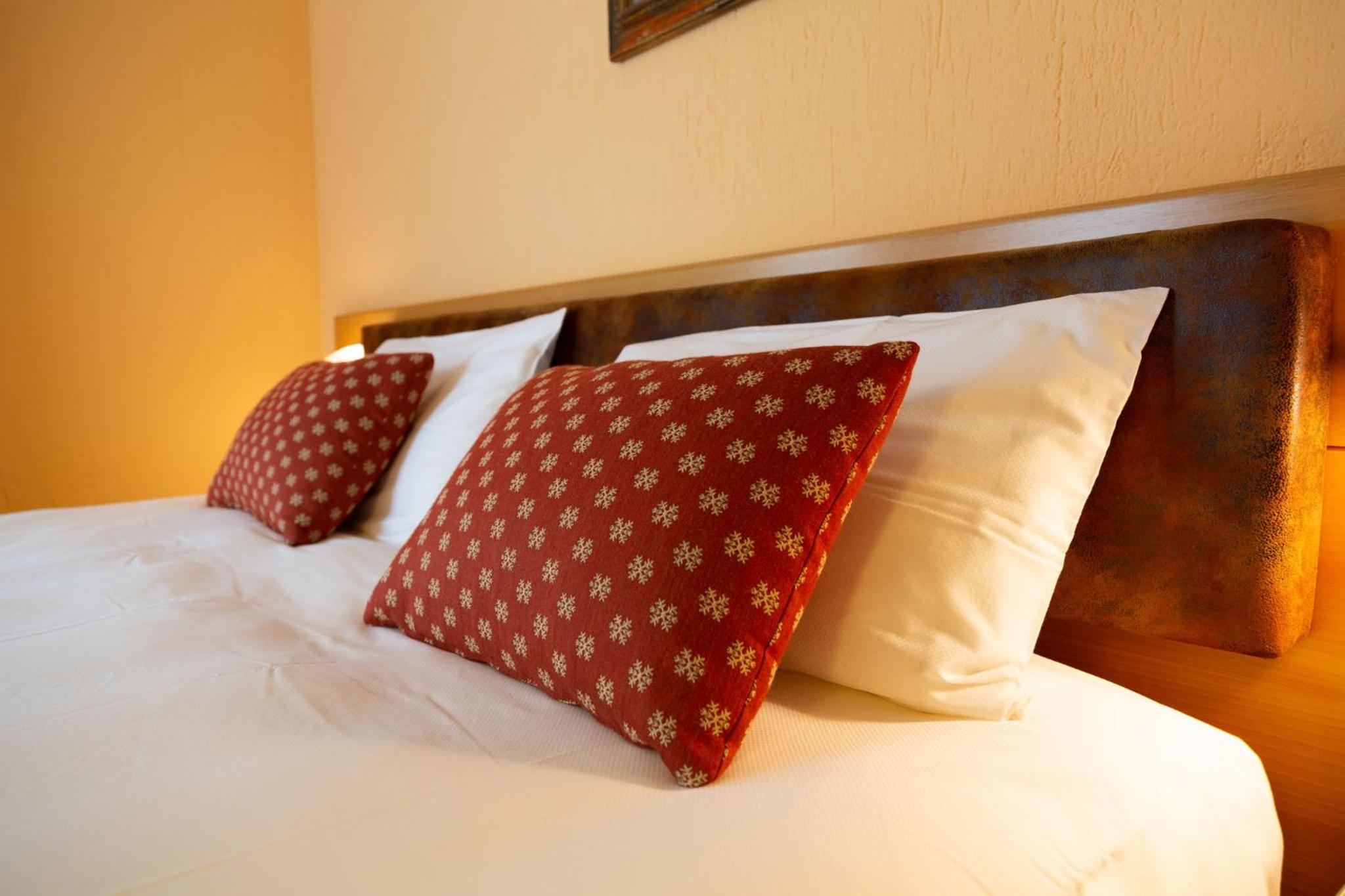 Standard Double or Twin Room with Balcony photo 3