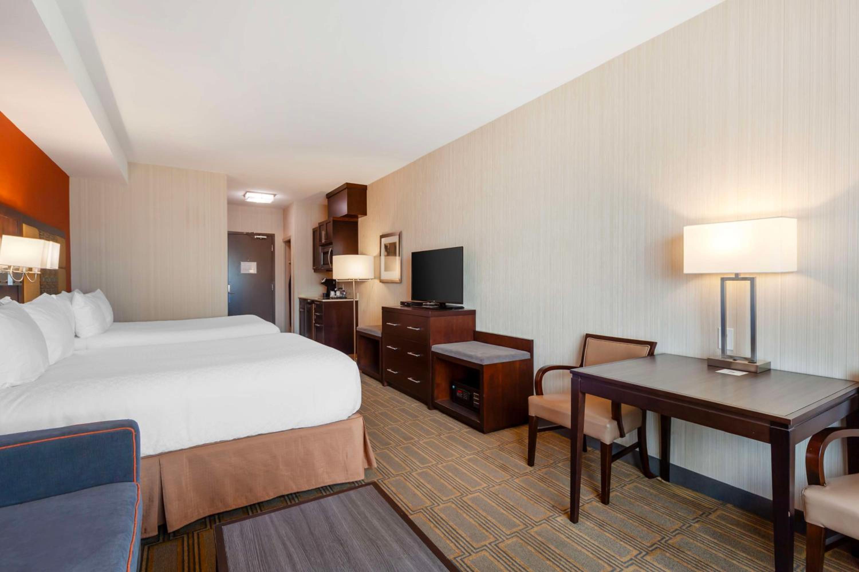 King Room with Kitchenette photo 2