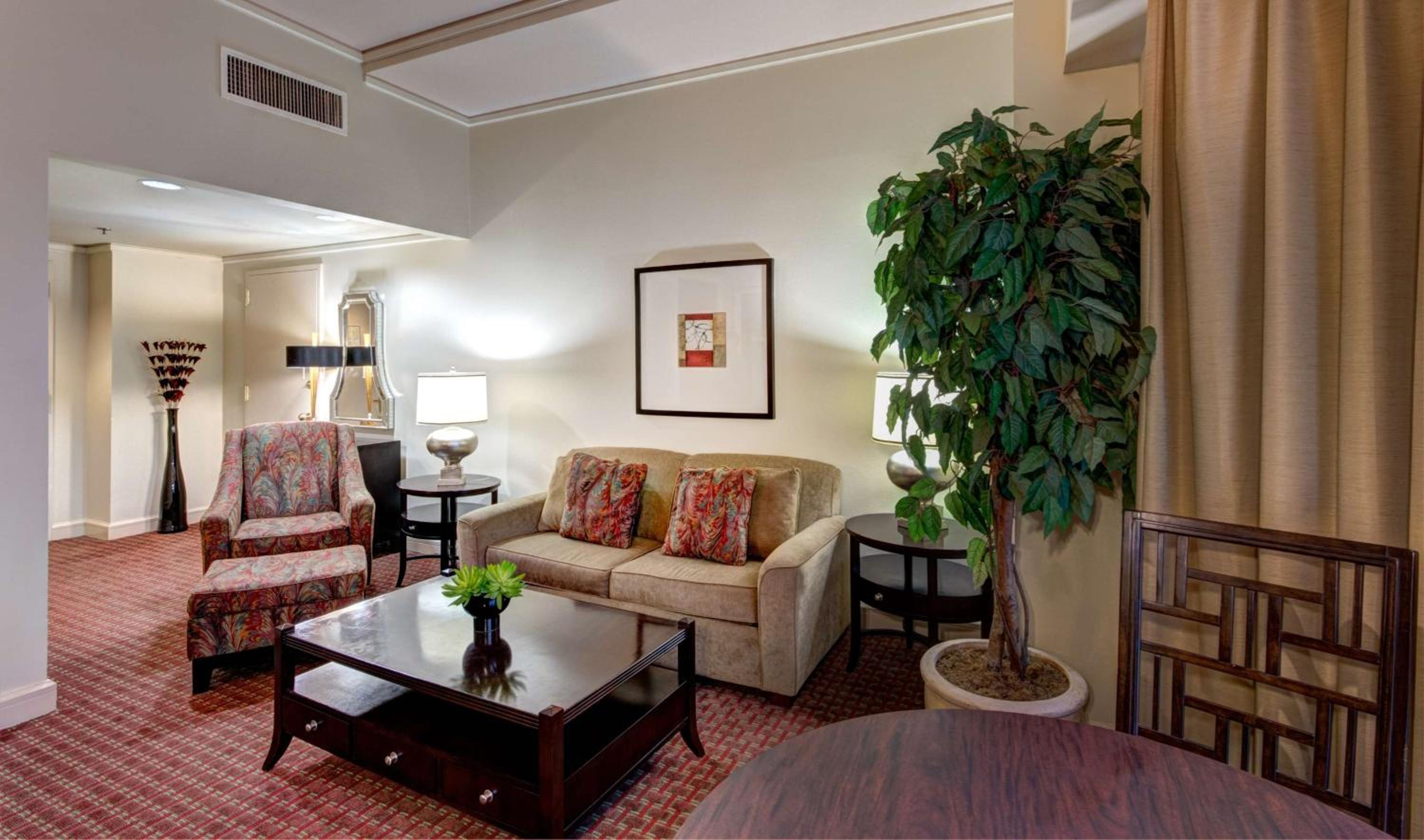 King Suite with Sofa Bed and City View - Photo 1