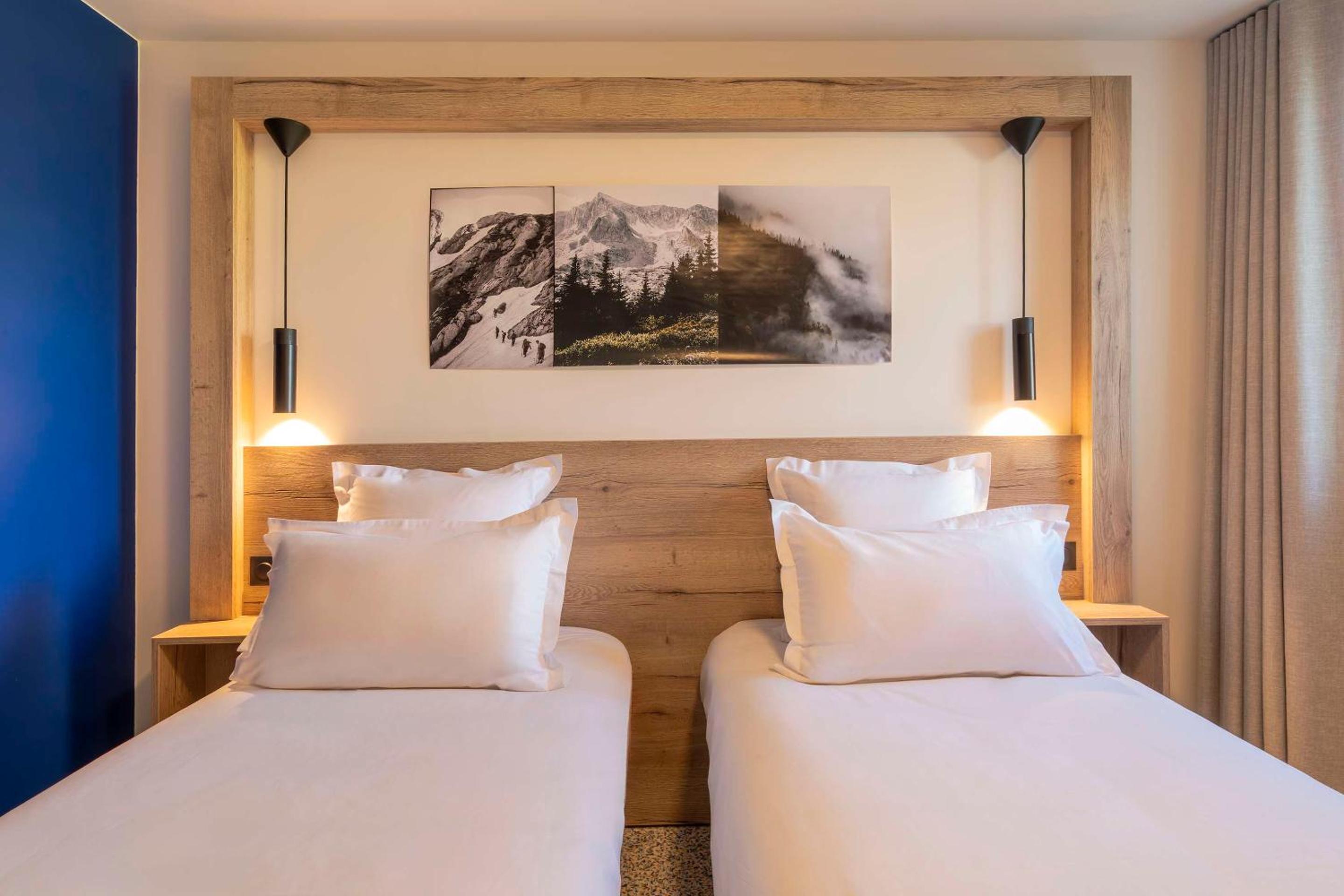 Standard Twin Room - Non-Smoking