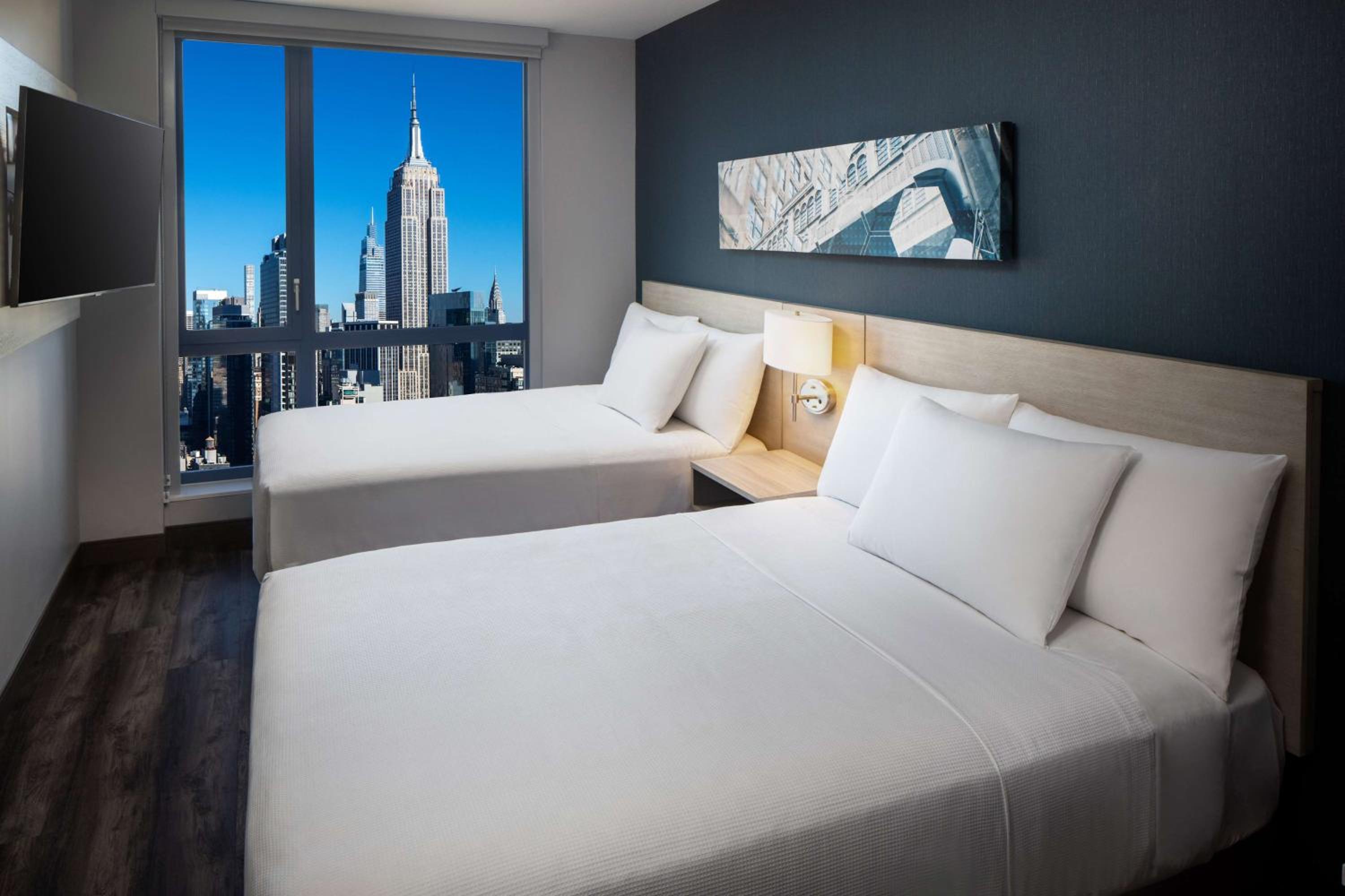 Double Room with Two Double Bed, City View