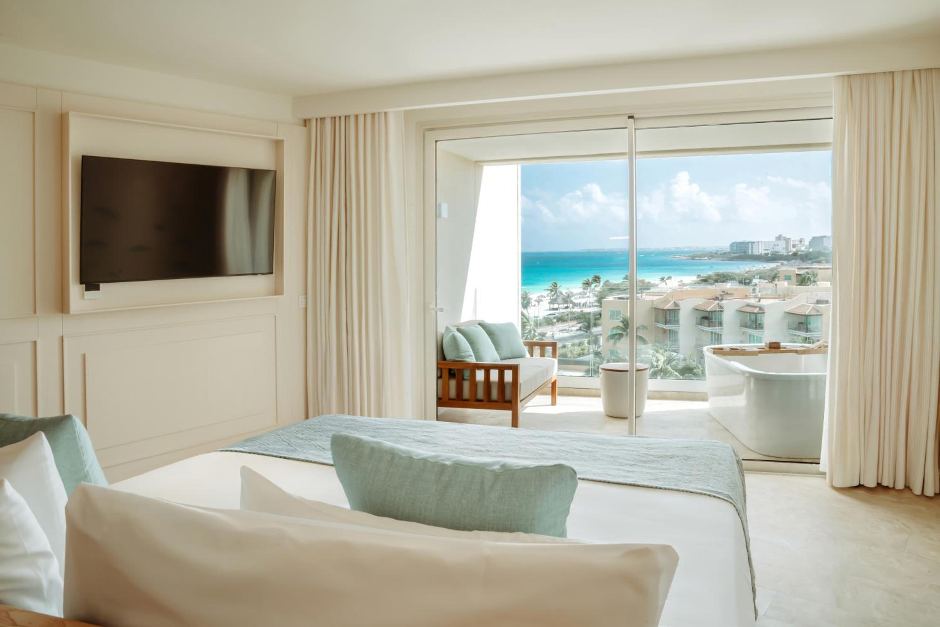 Side Ocean View Suite King