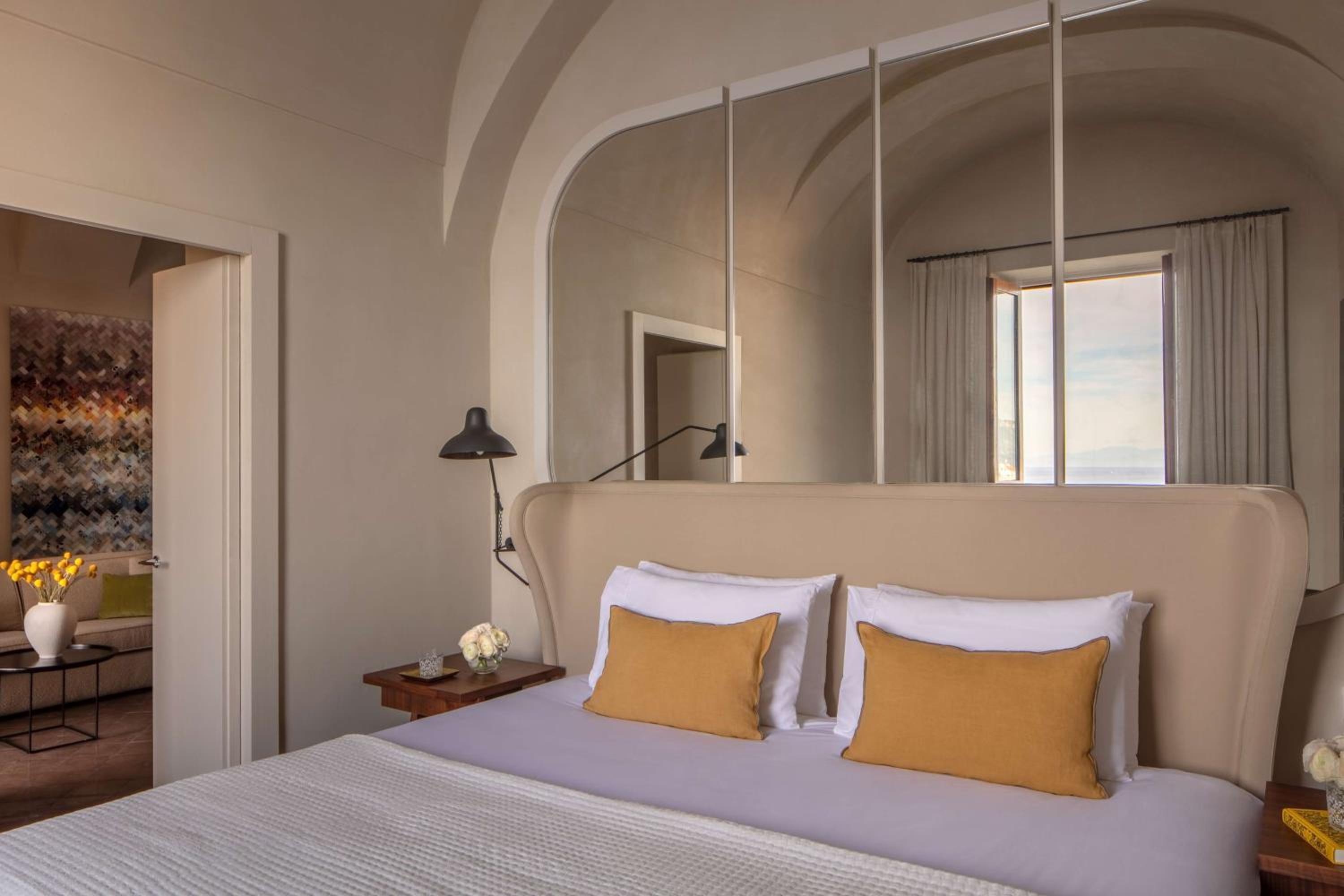 Anantara Sea View Suite thumbnail 6