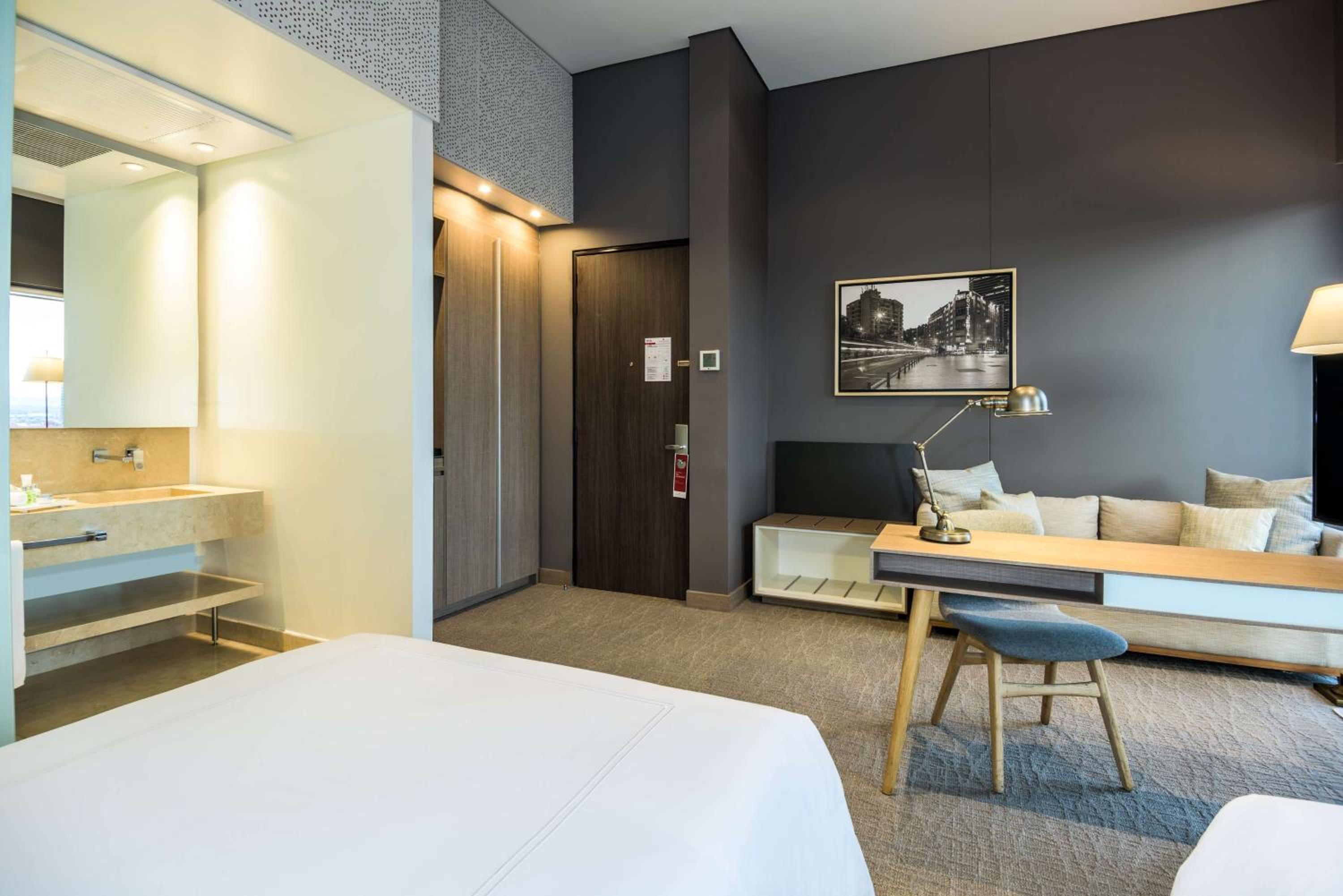 Superior Double Or Twin Room Free Parking Promo
