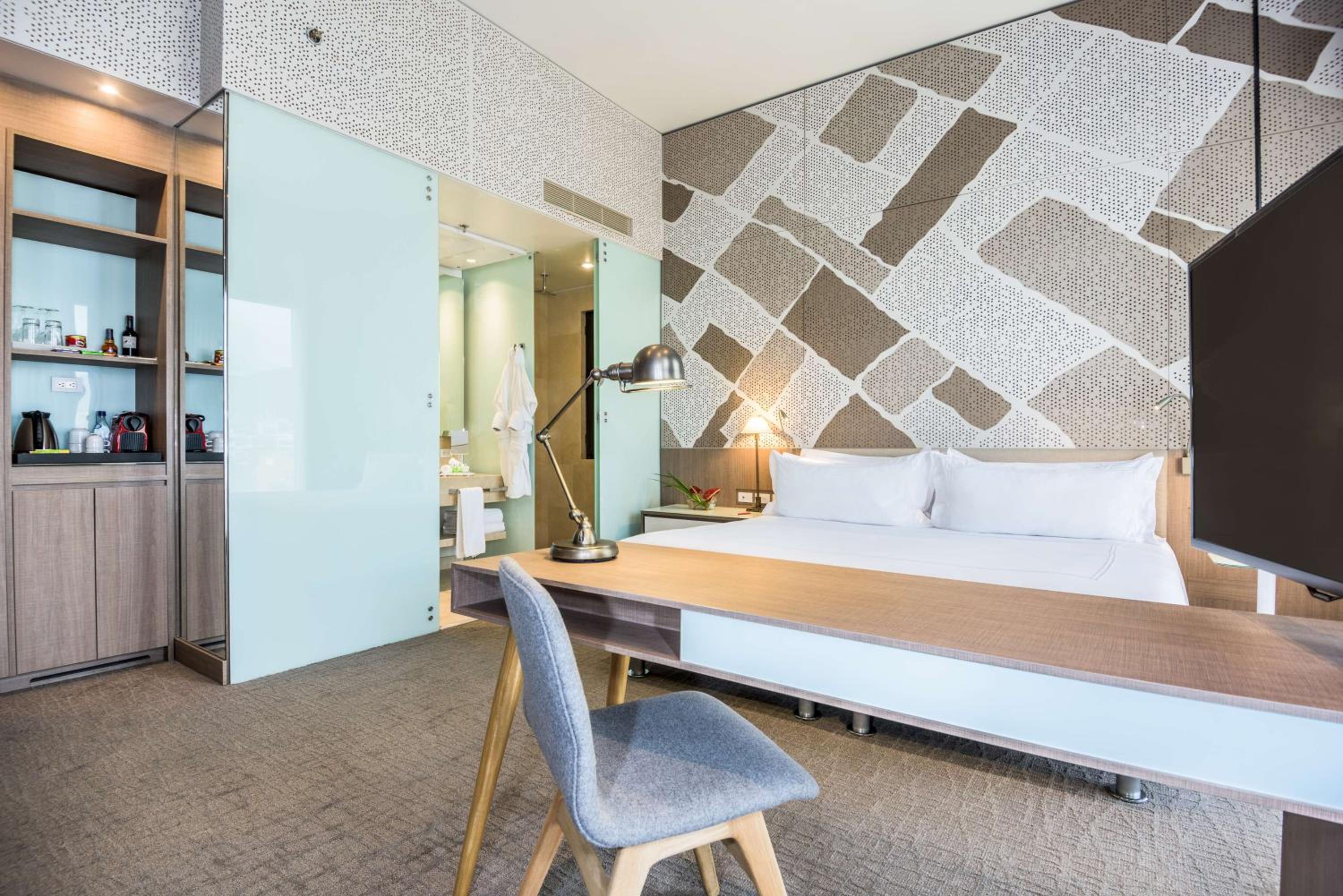 Premium Double Room with Extra Bed (2 Adults + 1 Child) photo 2