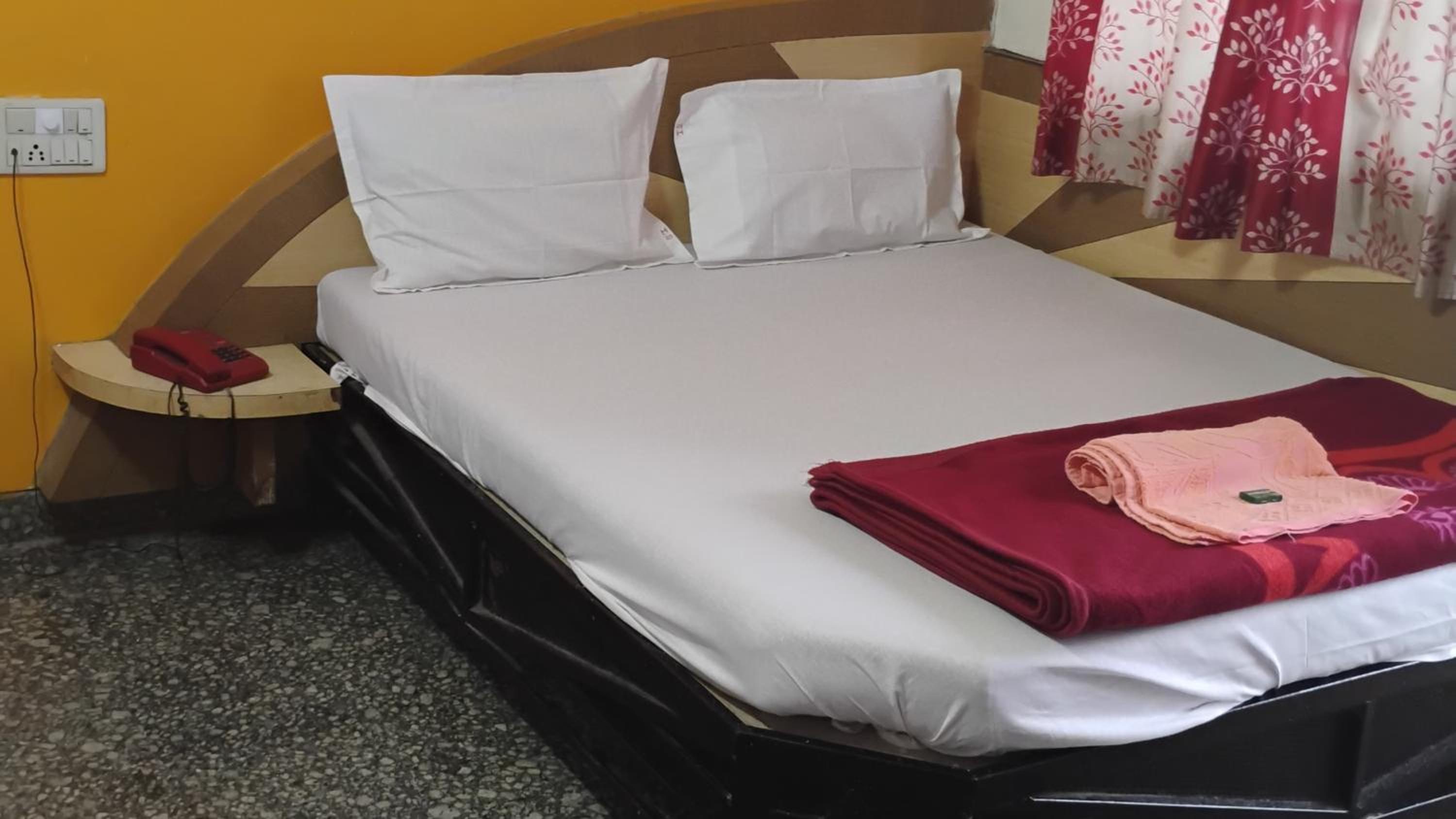 Standard Double Room With Fan