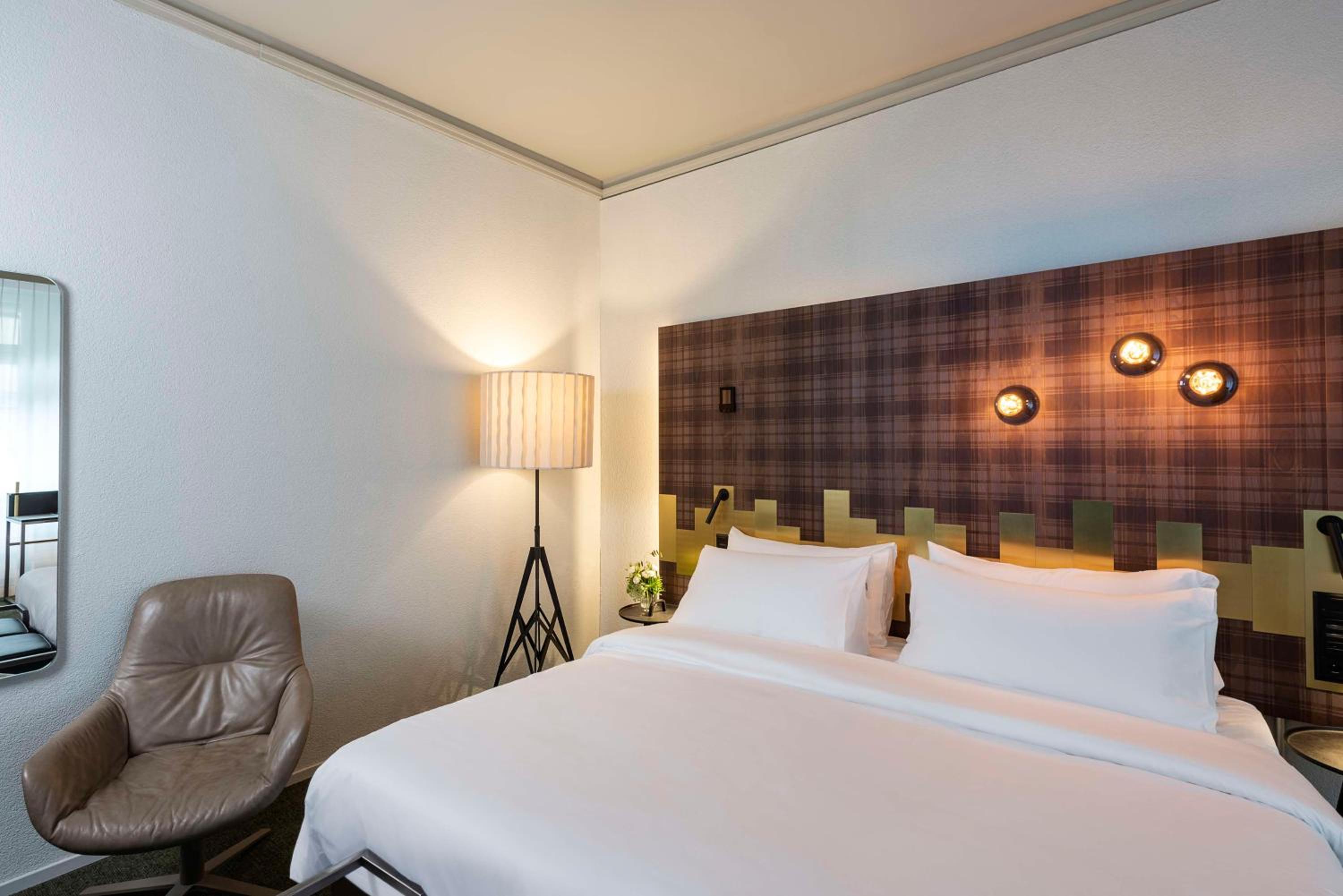 Premium Double Room with Extra Bed (2 Adults + 2 Children)