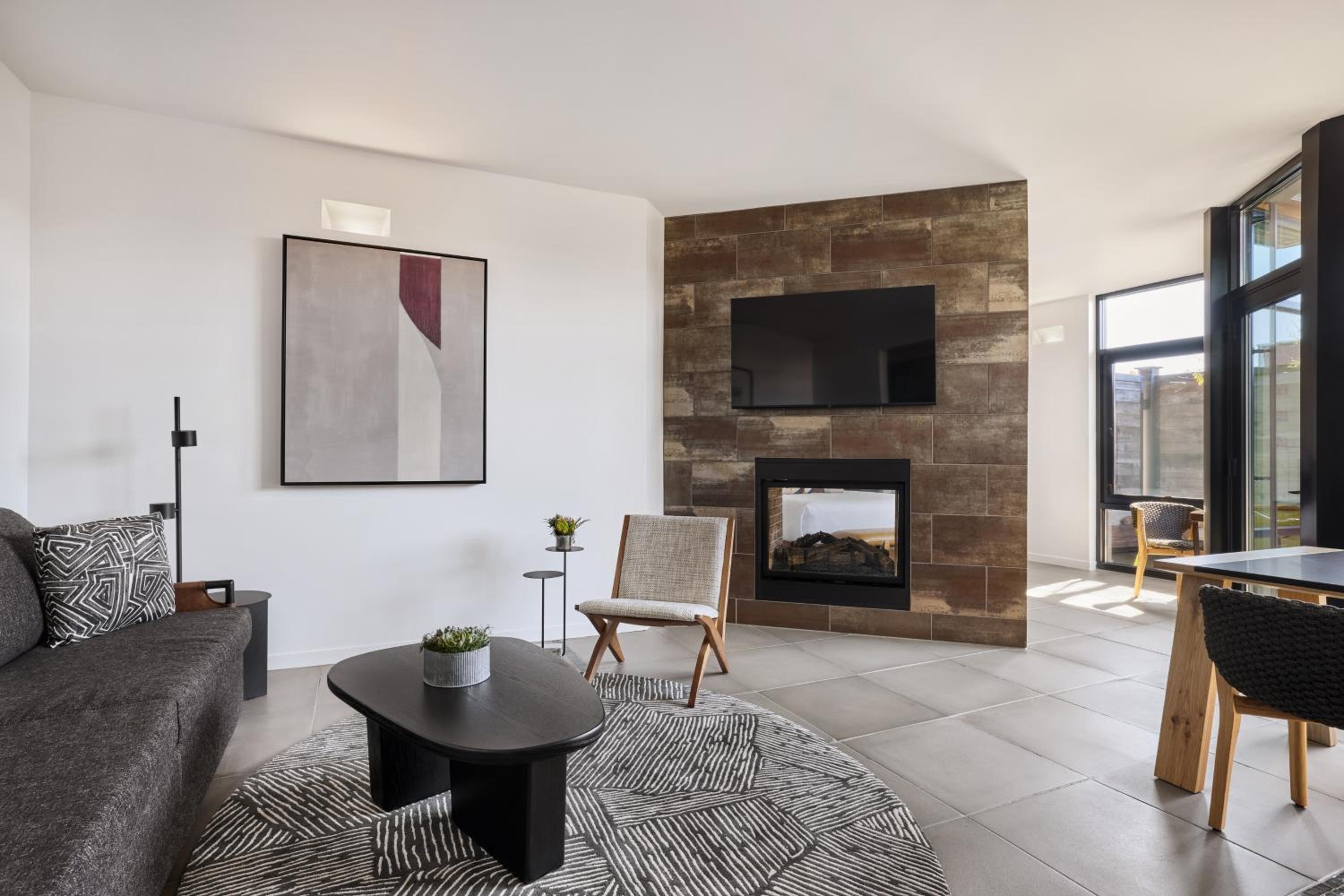 Superior King Suite