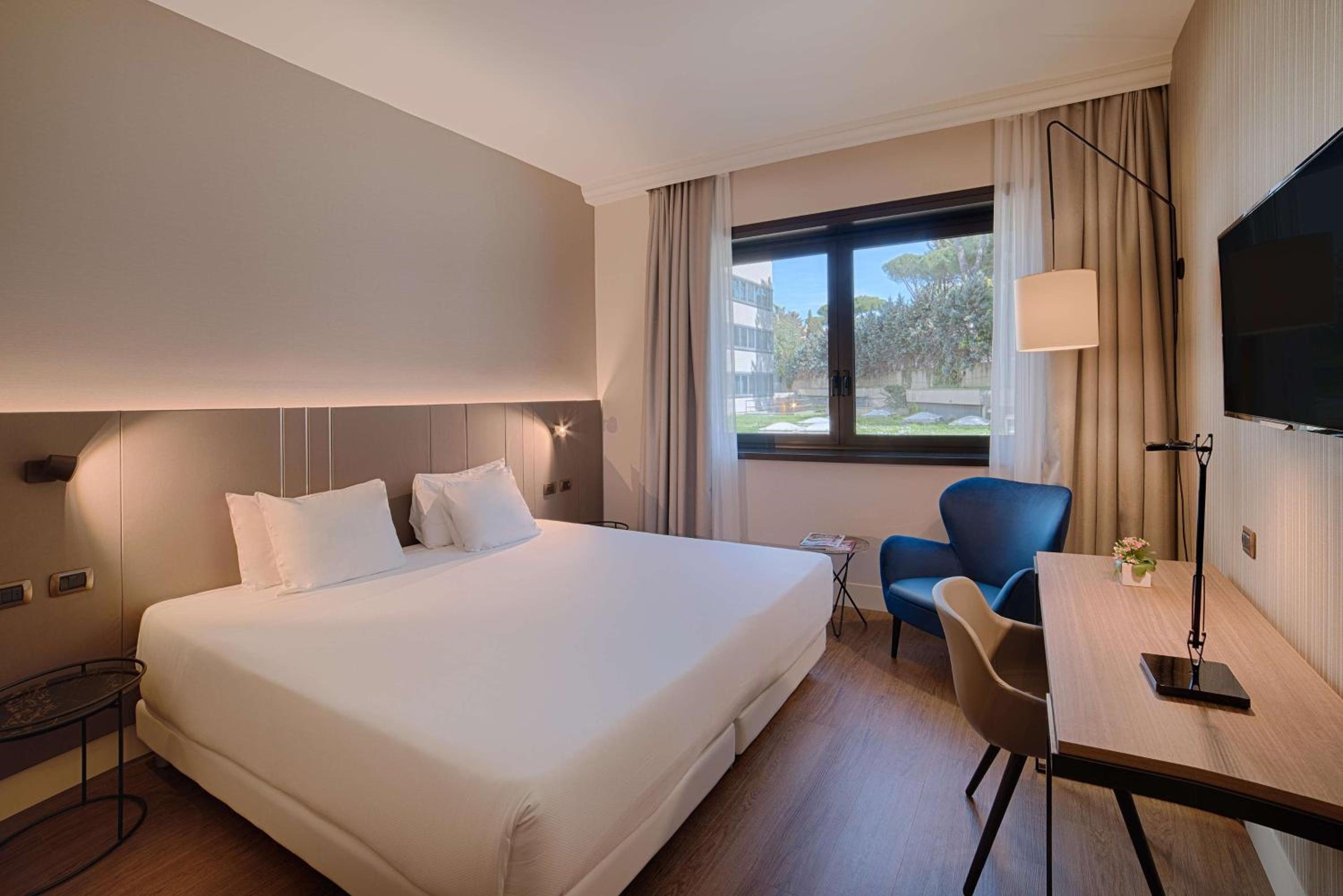 Standard Double Or Twin Room Free Parking With Breakfast photo 3