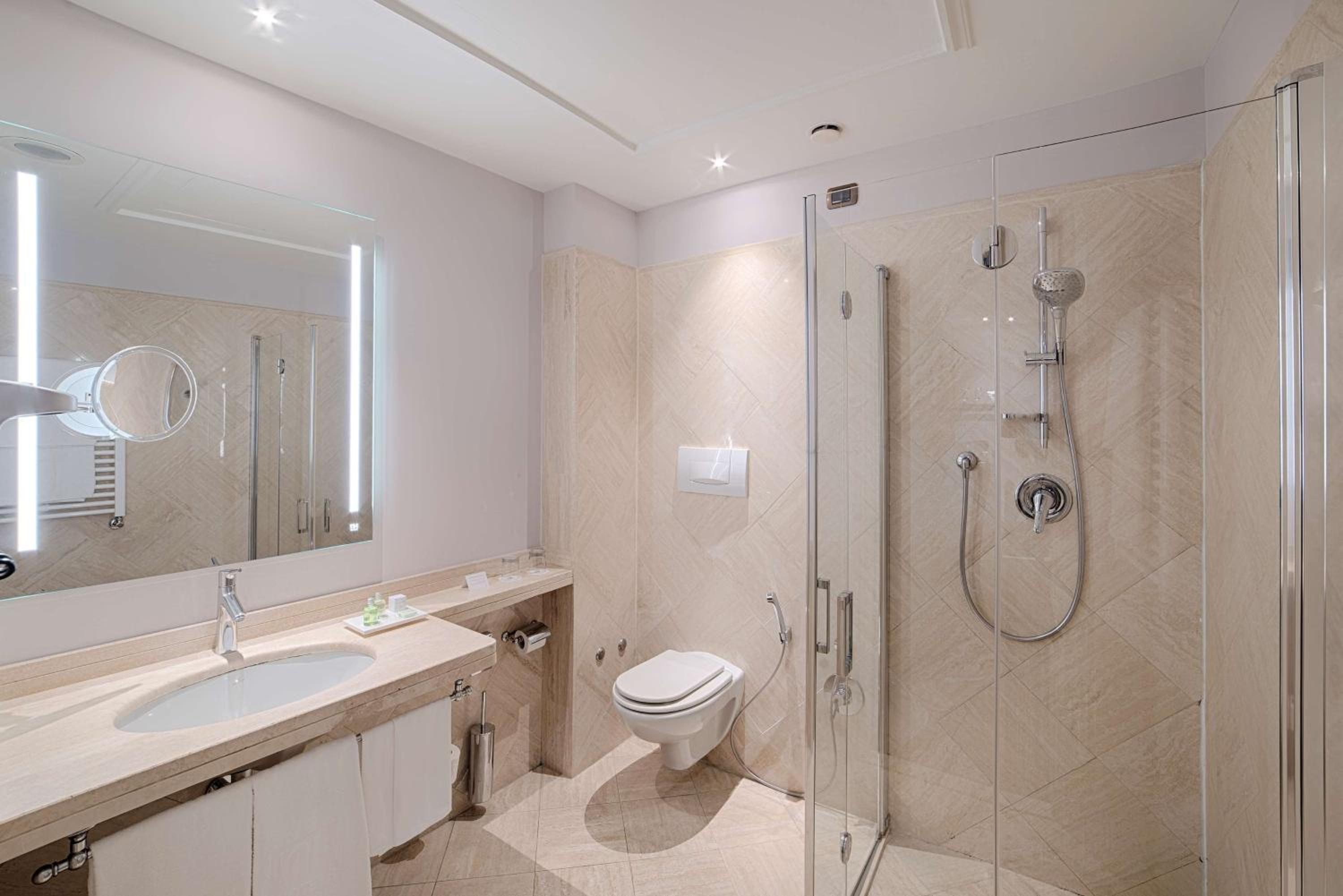 Superior Double Or Twin Room Free Parking With Breakfast photo 2