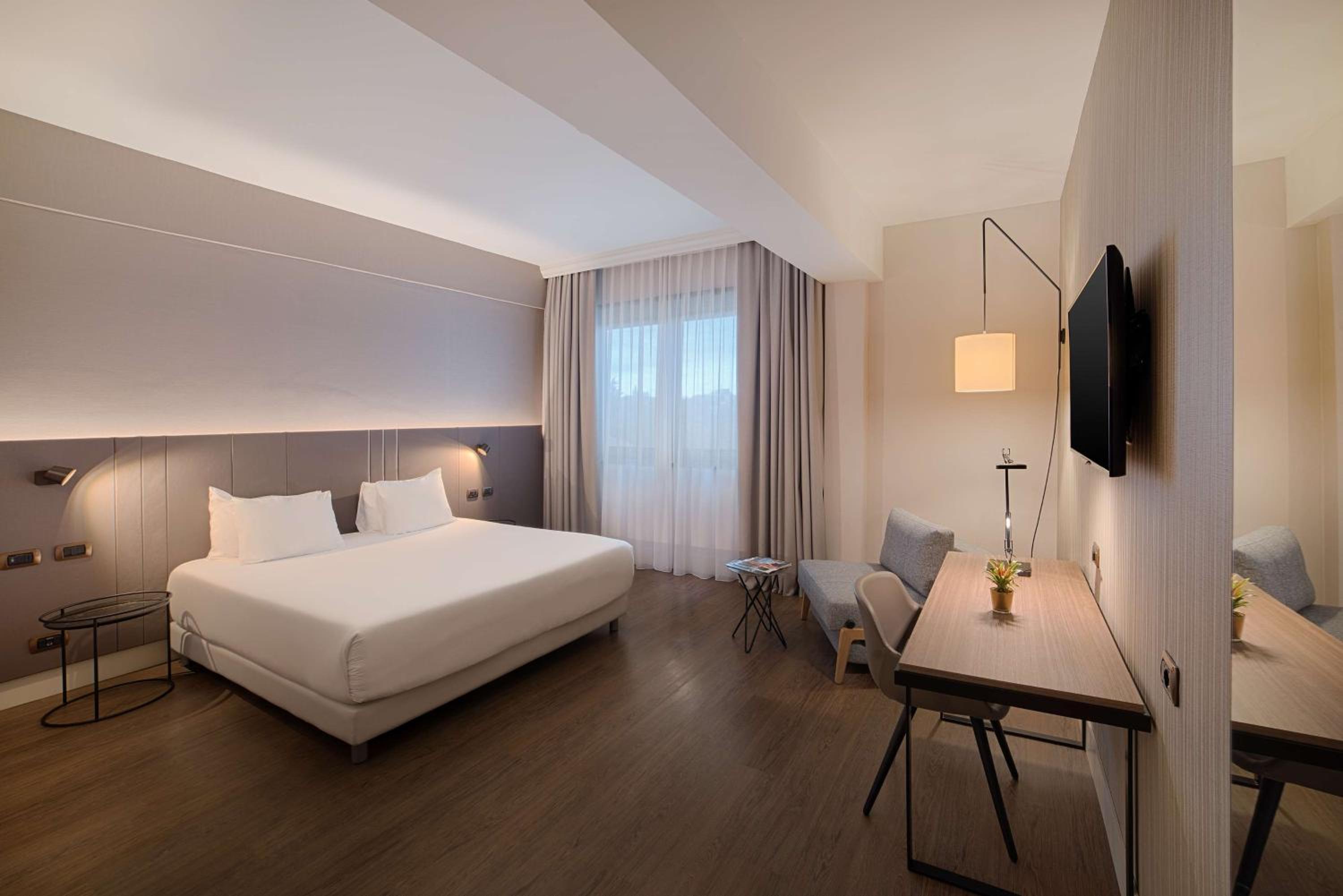 Superior Double Or Twin Room Free Parking photo 3