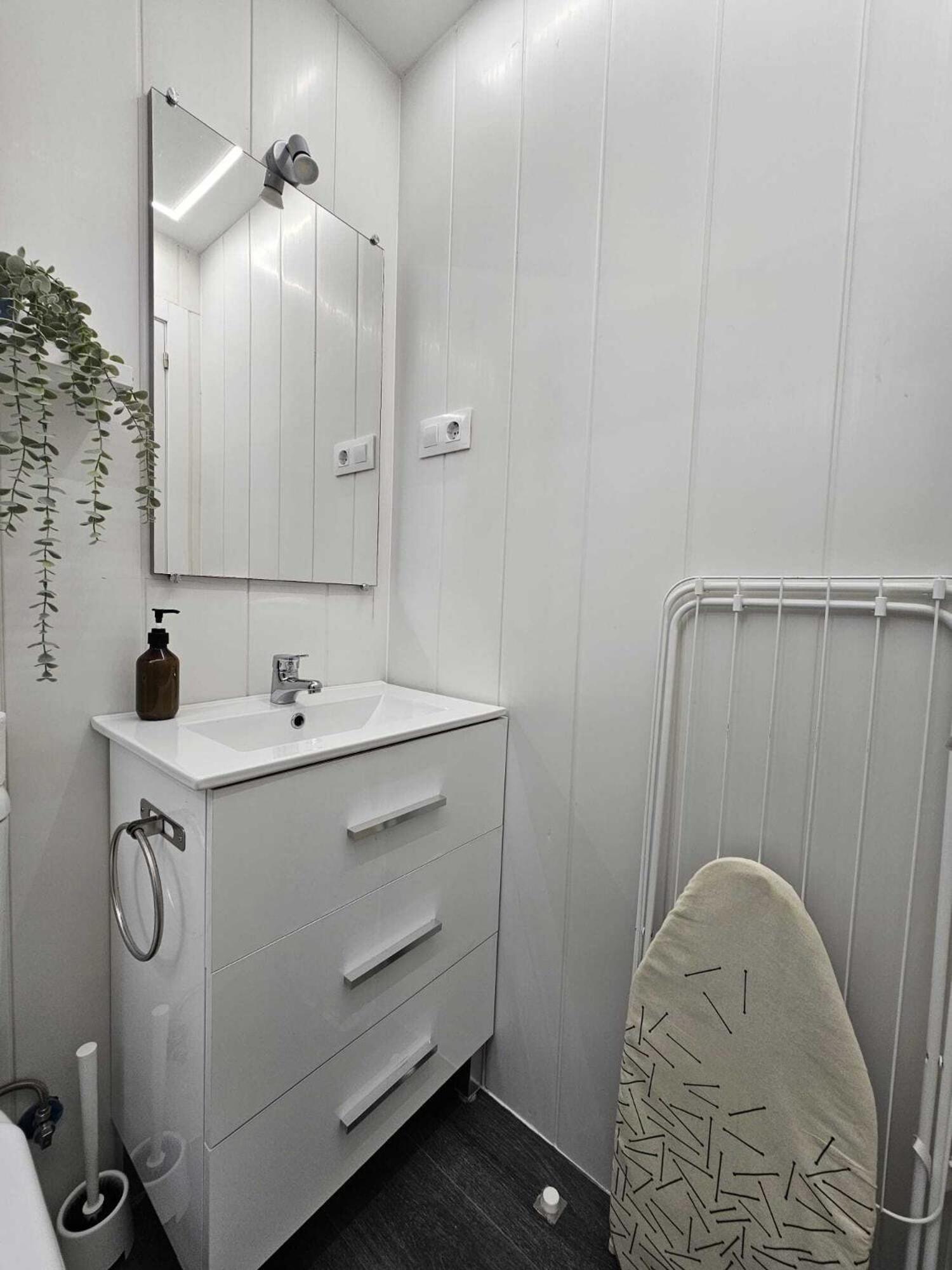 Double Room with Private Bathroom photo 3
