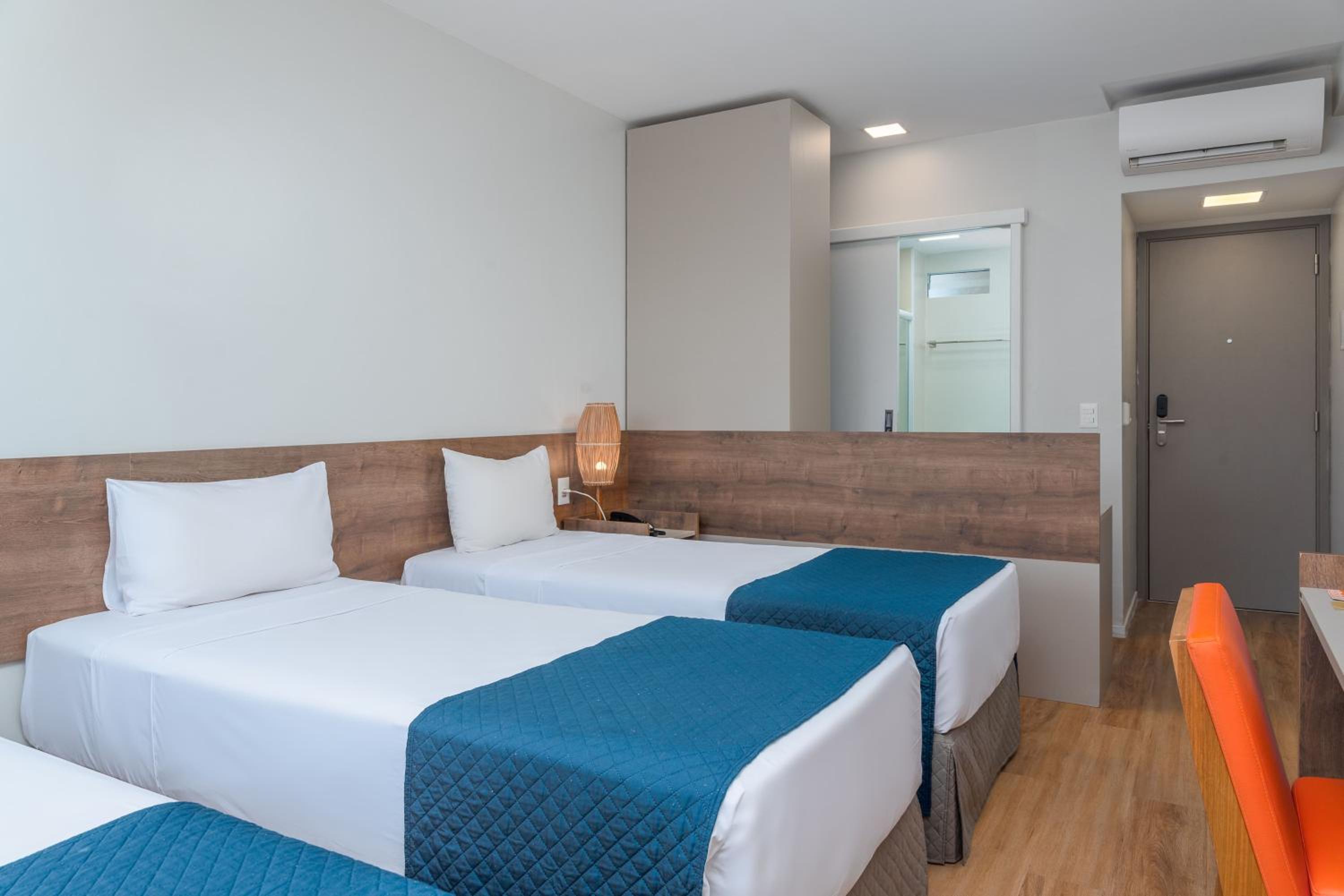 Standard Triple Room - Photo 2