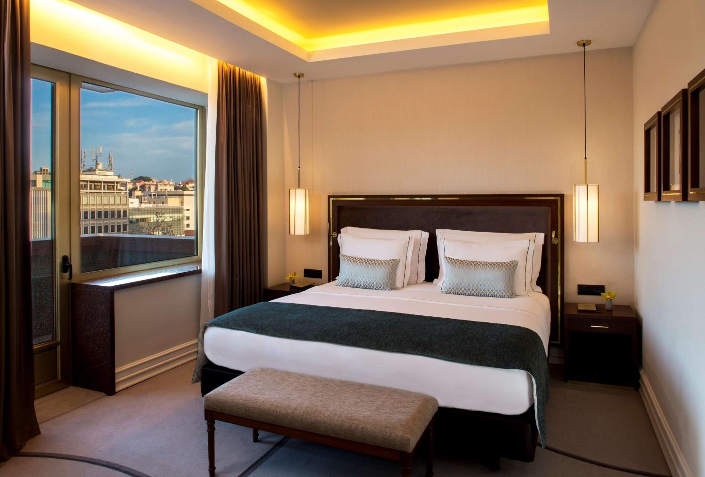 Executive Suite with Terrace (Non Smoking)